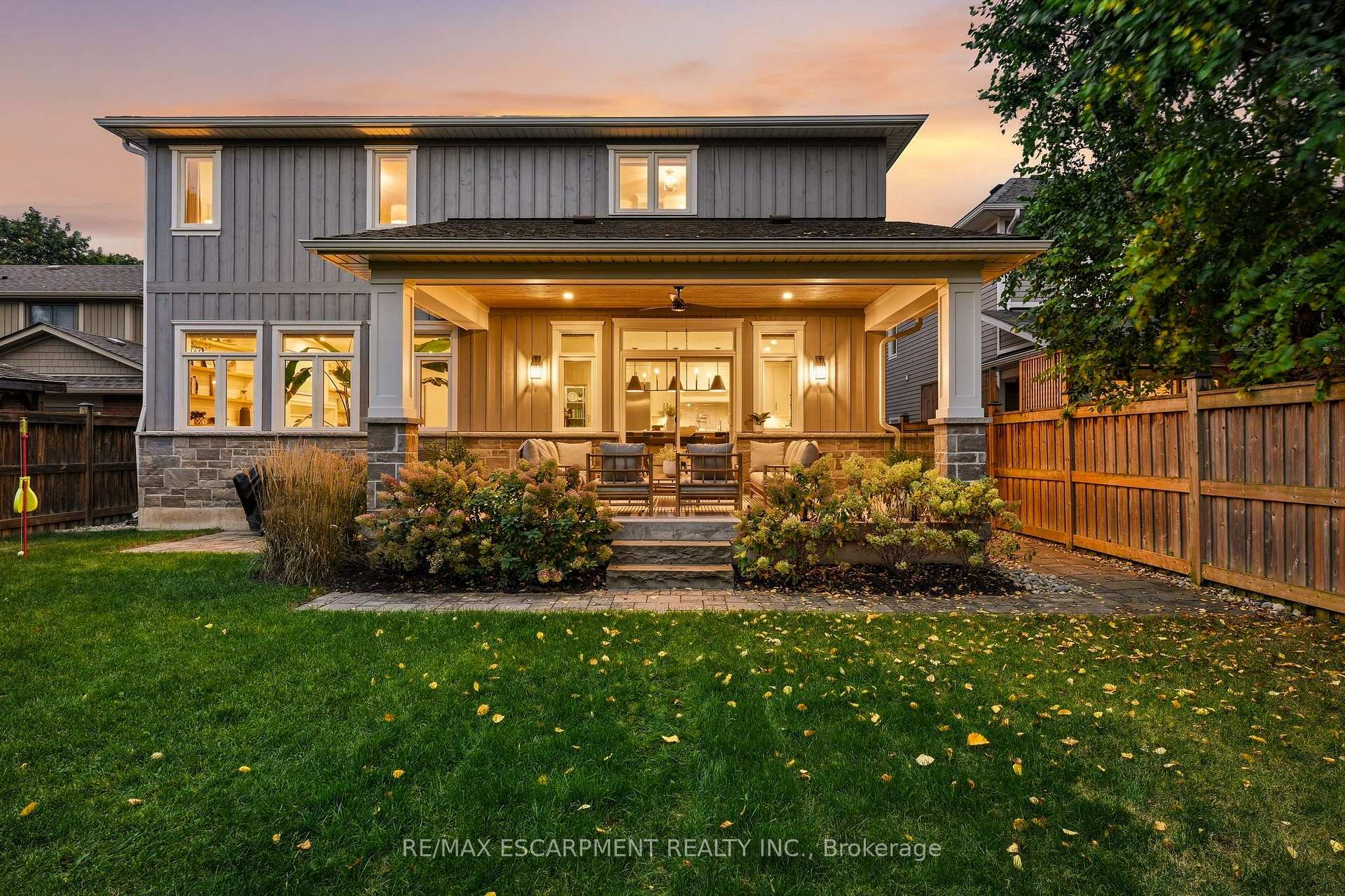 Photo 43 of 420 Oakwood Drive, Burlington, Roseland — HOMEH