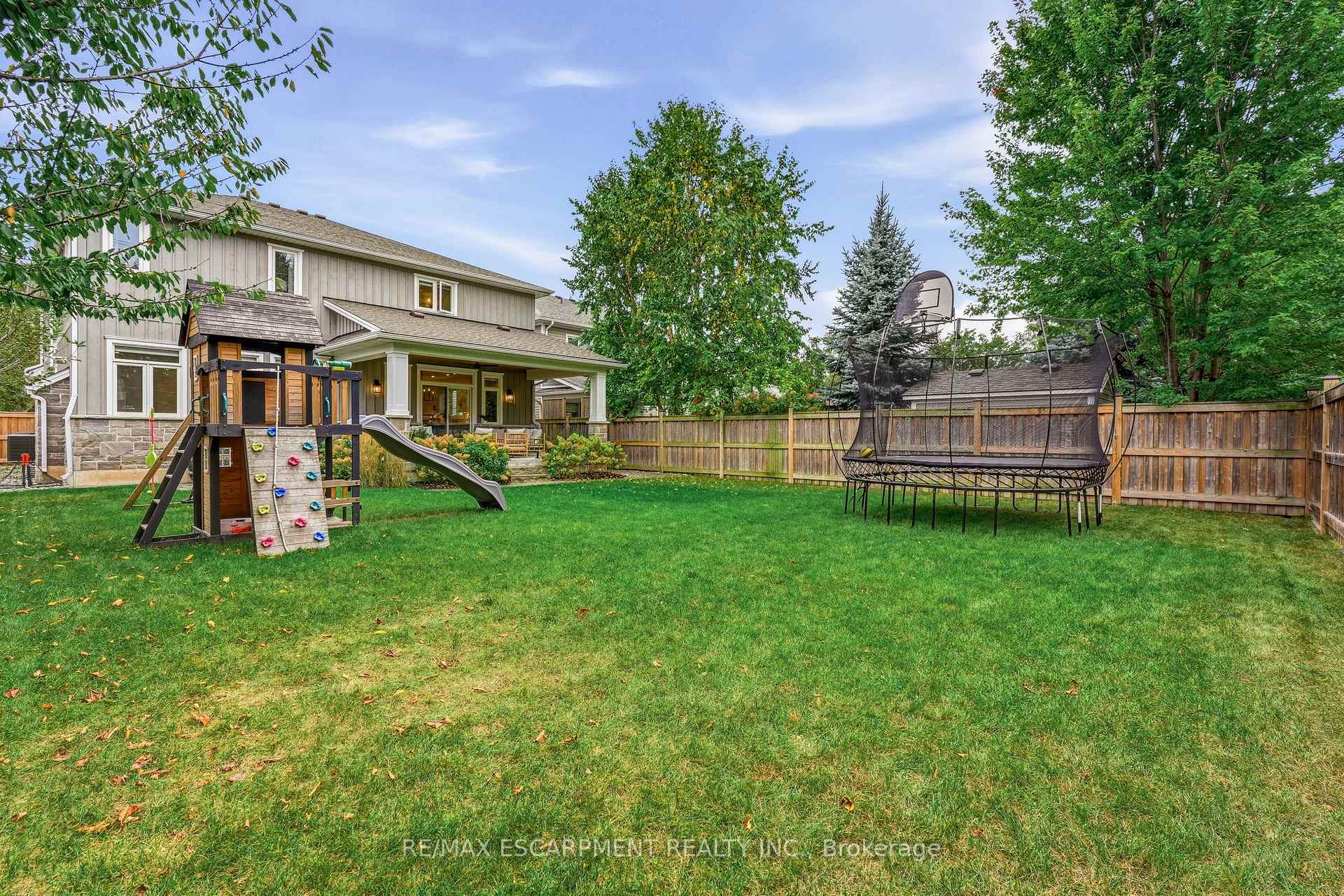 Photo 47 of 420 Oakwood Drive, Burlington, Roseland — HOMEH