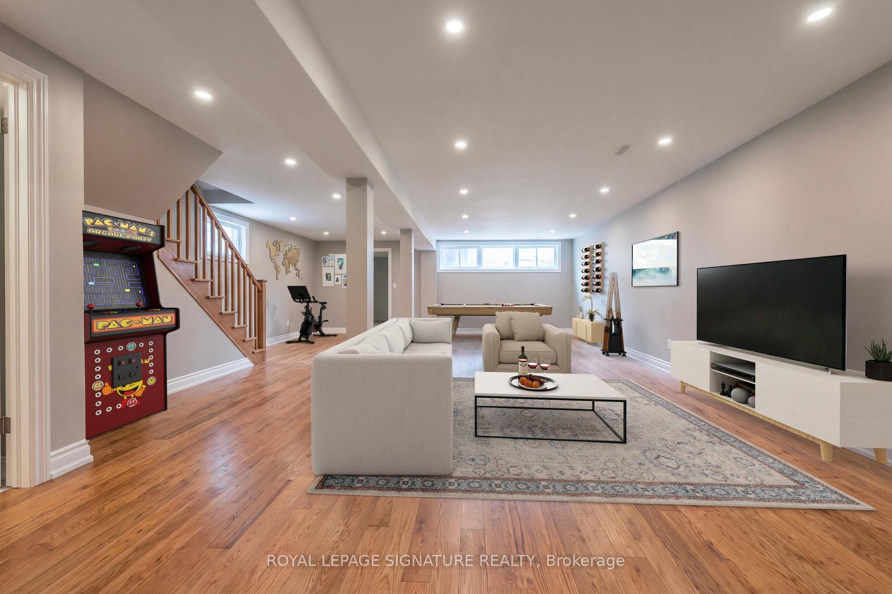 Photo 21 of 29 Heavitree Drive, North York, Downsview-Roding-CFB — HOMEH