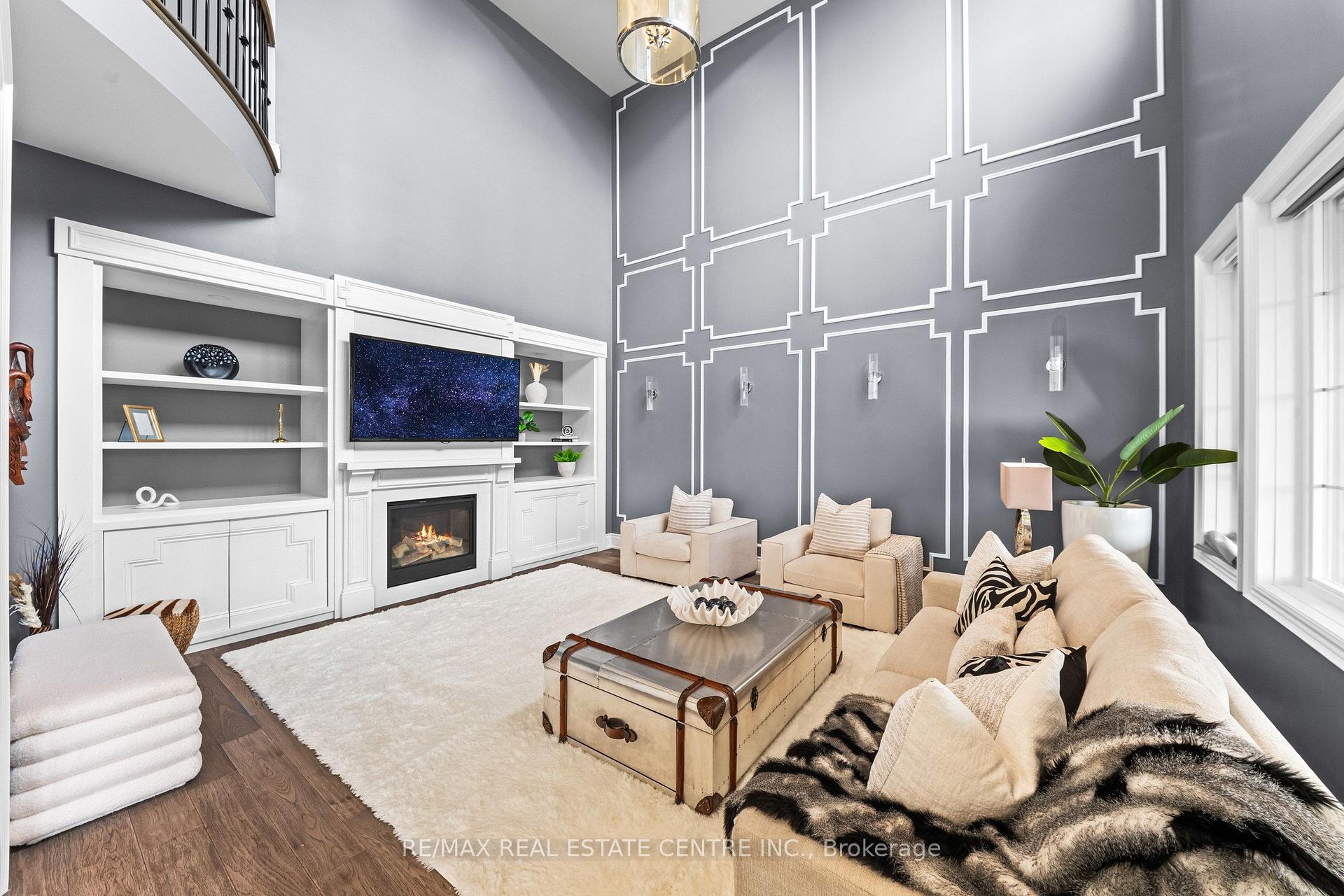 Photo 16 of 10 Rolling Green Court, Vaughan, Kleinburg — HOMEH