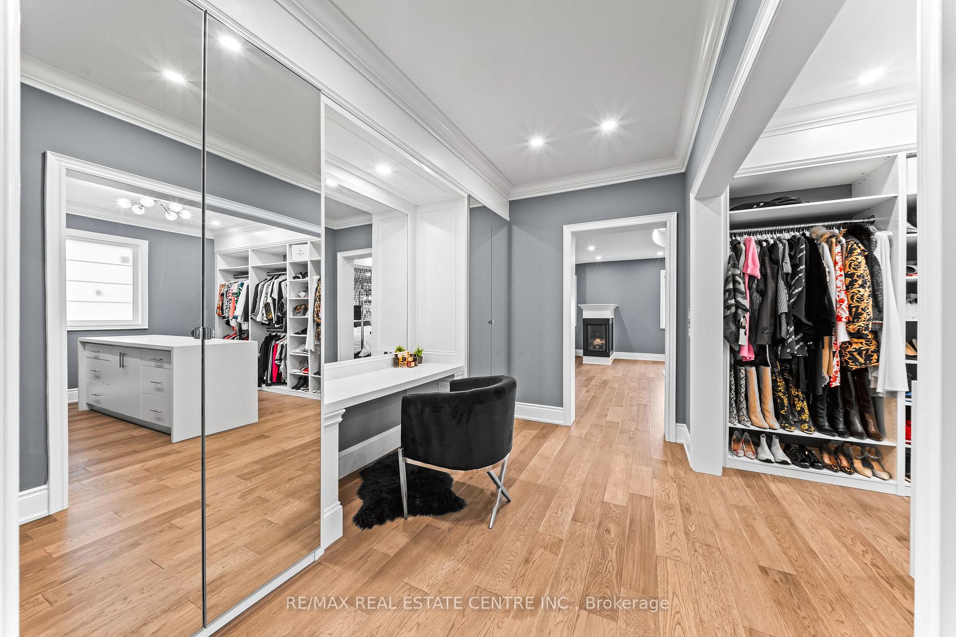 Photo 29 of 10 Rolling Green Court, Vaughan, Kleinburg — HOMEH