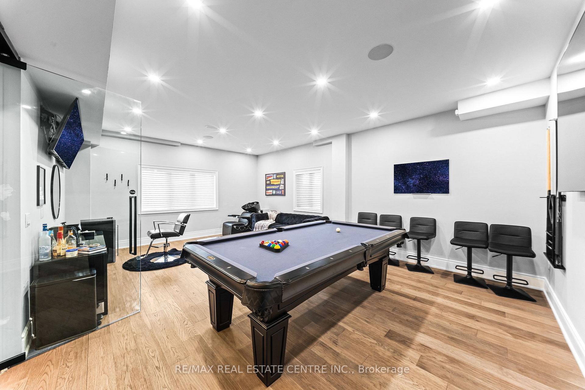 Photo 41 of 10 Rolling Green Court, Vaughan, Kleinburg — HOMEH