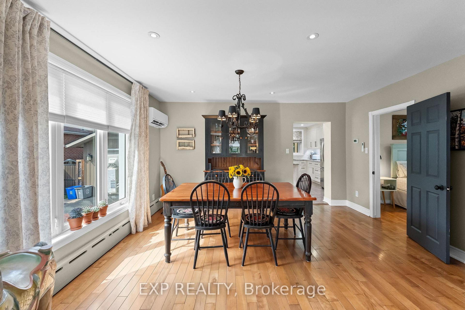 Photo 12 of 2753 St Paul Avenue, Niagara Falls, Stamford — HOMEH