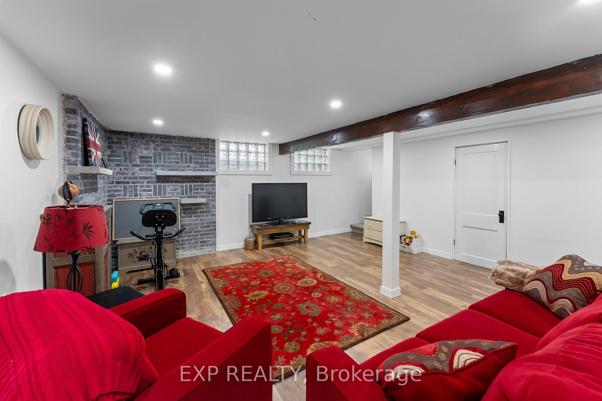 Photo 31 of 2753 St Paul Avenue, Niagara Falls, Stamford — HOMEH