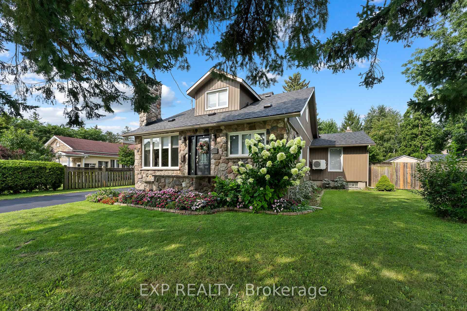 Photo 45 of 2753 St Paul Avenue, Niagara Falls, Stamford — HOMEH