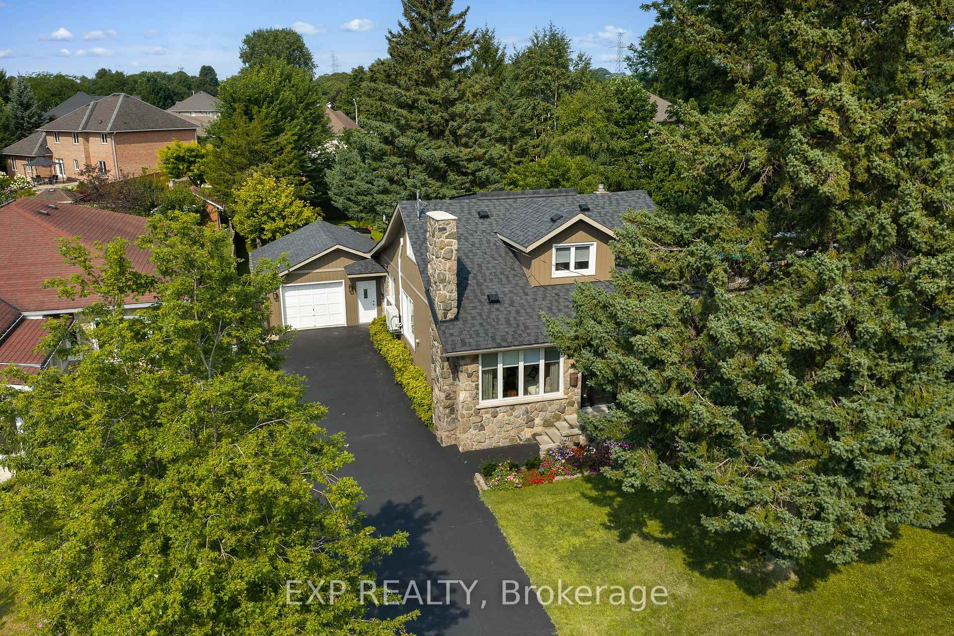Photo 46 of 2753 St Paul Avenue, Niagara Falls, Stamford — HOMEH