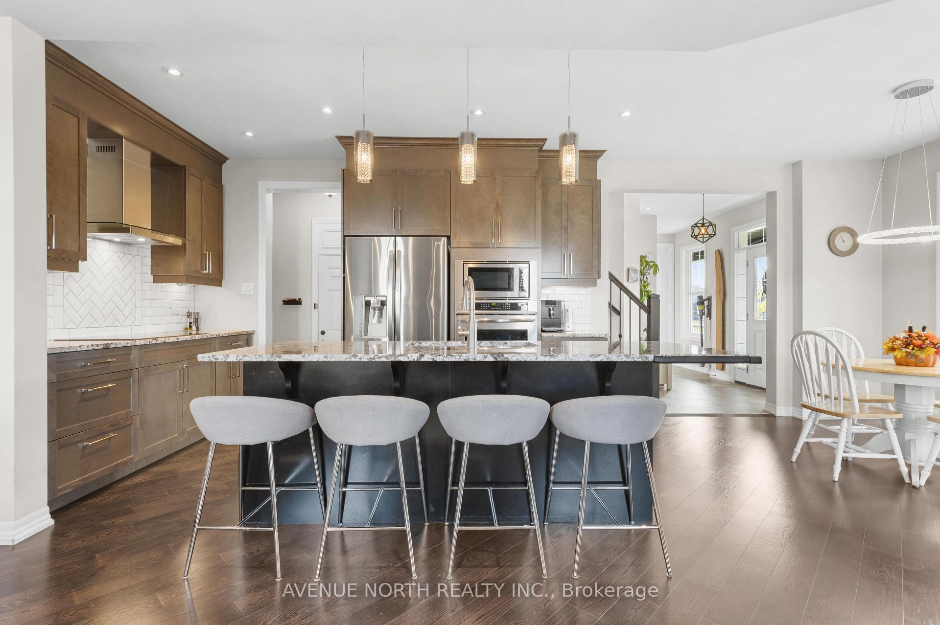 Photo 14 of 120 Mandalay Street, Ottawa, Avalon West — HOMEH