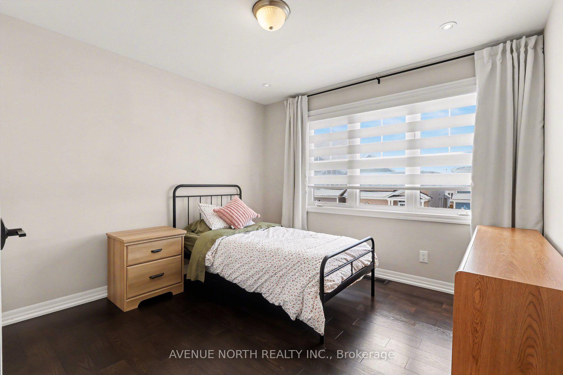 Photo 21 of 120 Mandalay Street, Ottawa, Avalon West — HOMEH