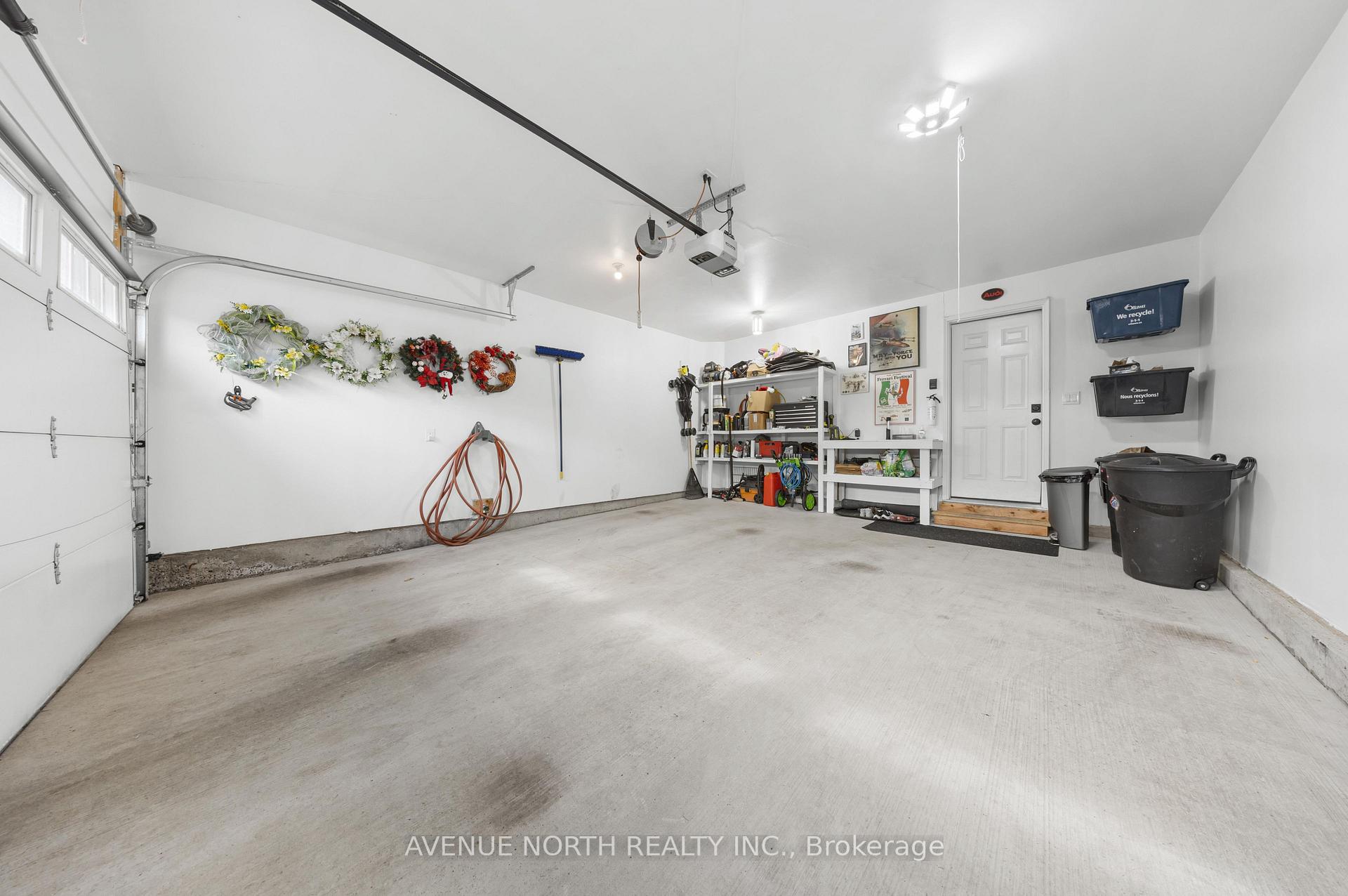 Photo 38 of 120 Mandalay Street, Ottawa, Avalon West — HOMEH