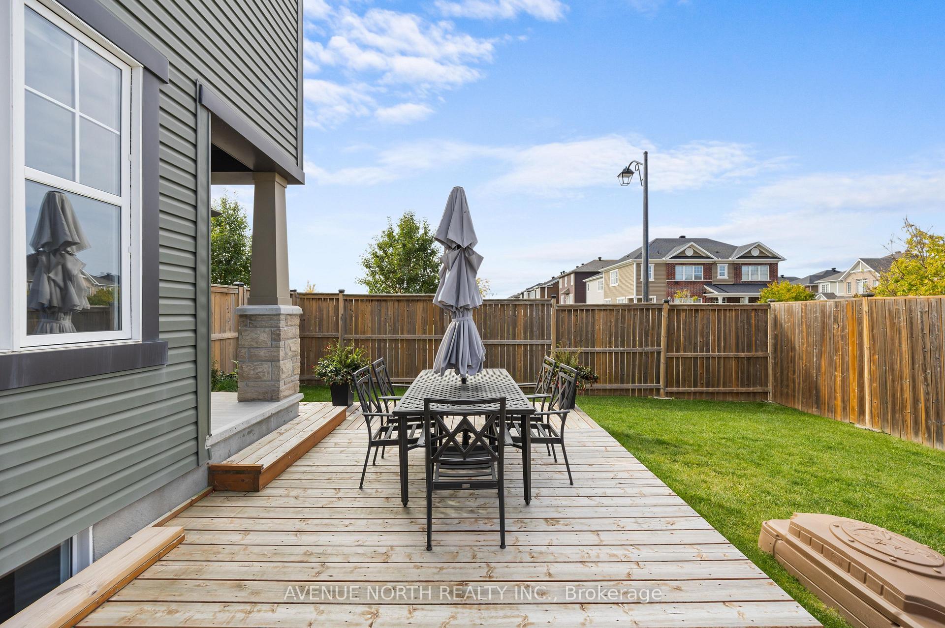 Photo 41 of 120 Mandalay Street, Ottawa, Avalon West — HOMEH