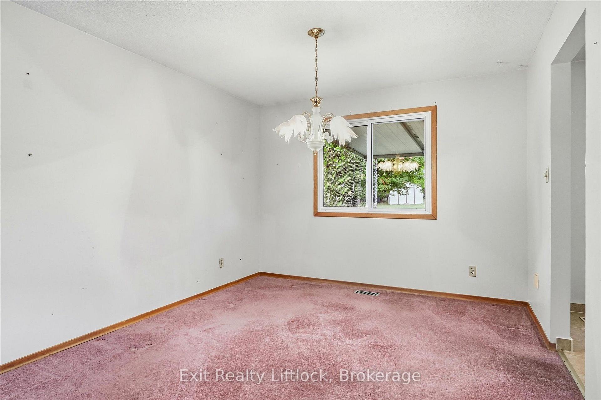 Photo 11 of 842 Chemongview Drive, Selwyn — HOMEH