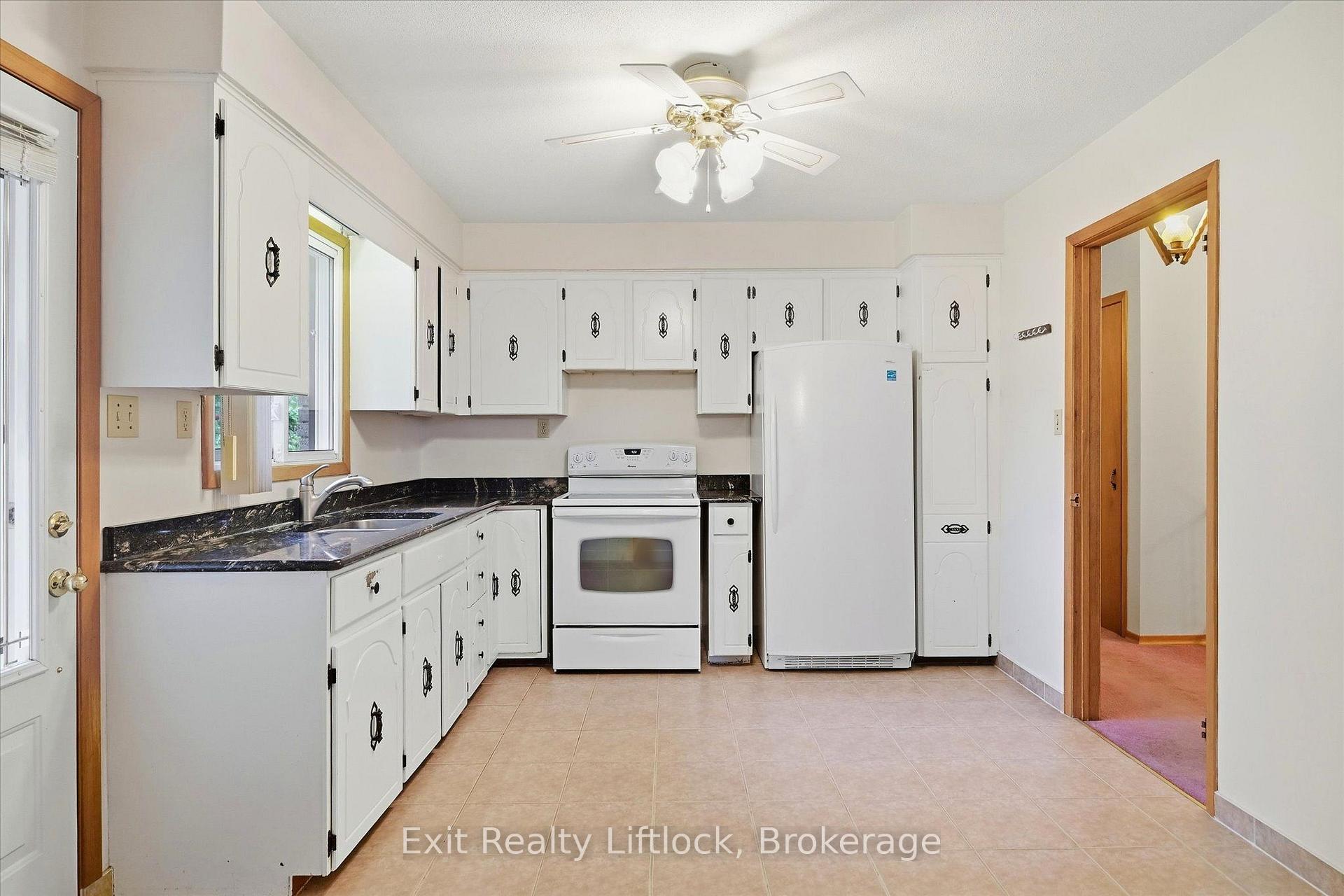 Photo 13 of 842 Chemongview Drive, Selwyn — HOMEH