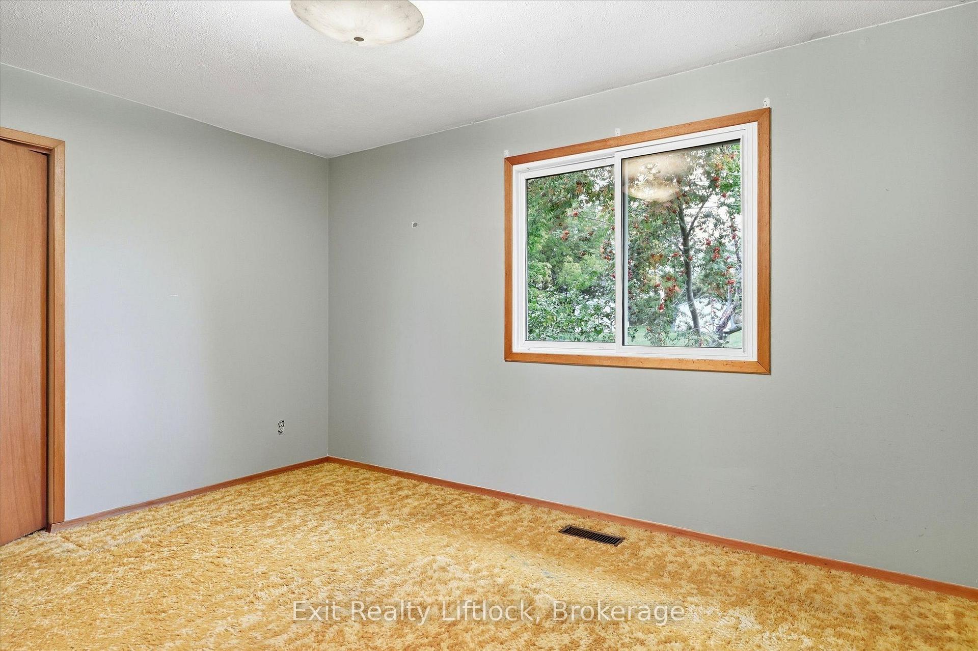 Photo 17 of 842 Chemongview Drive, Selwyn — HOMEH