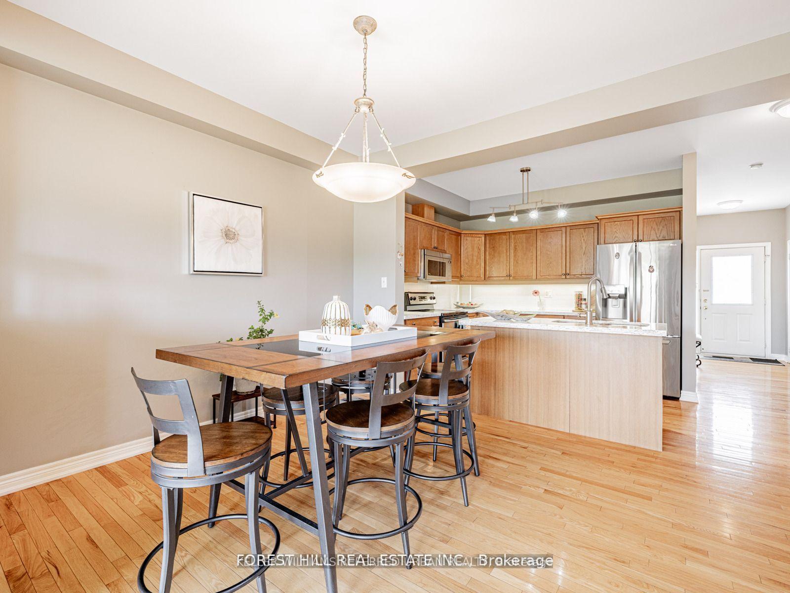 Photo 13 of 614 Mcbean Avenue N, Newmarket, Stonehaven-Wyndham — HOMEH