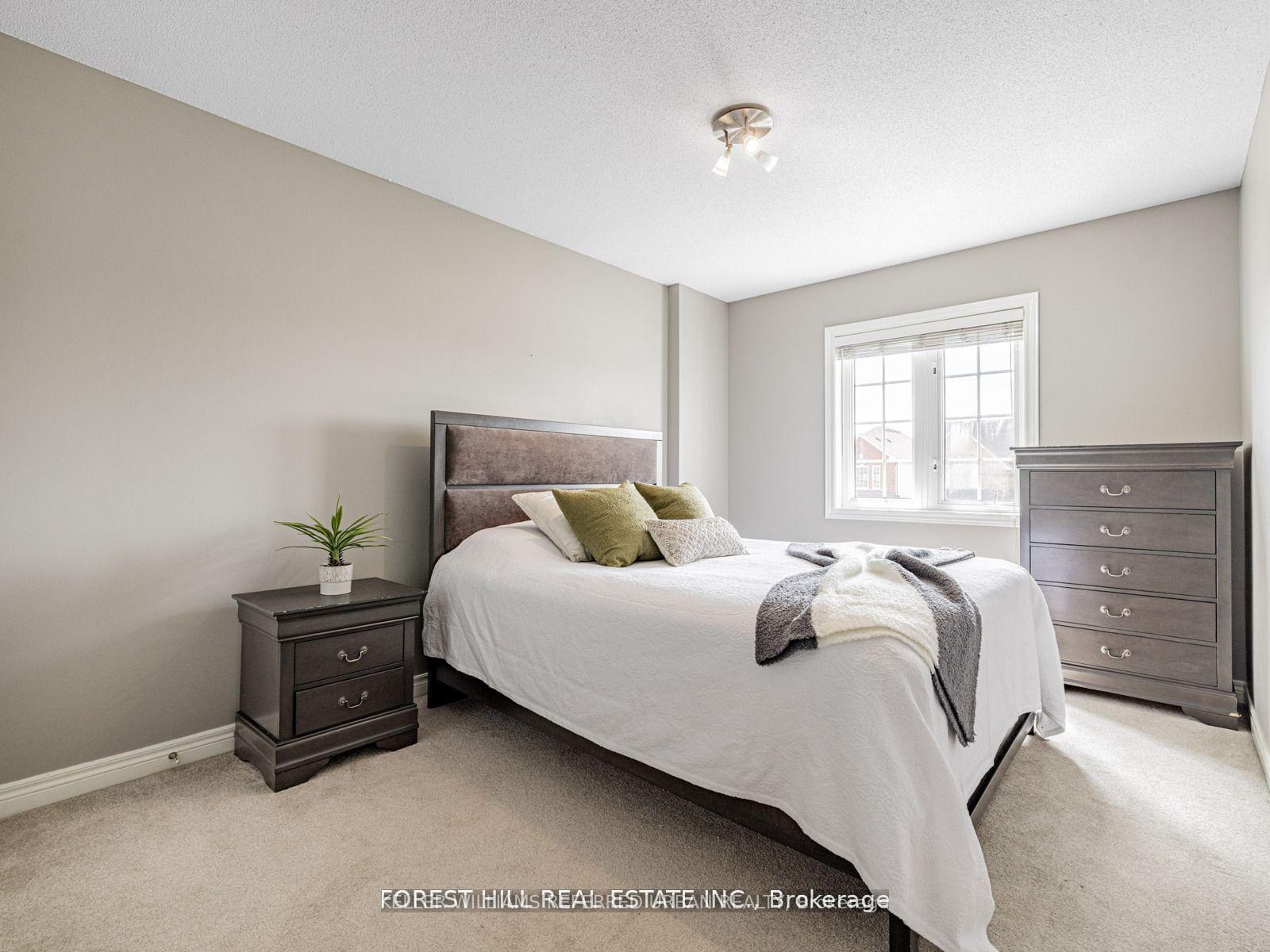 Photo 29 of 614 Mcbean Avenue N, Newmarket, Stonehaven-Wyndham — HOMEH