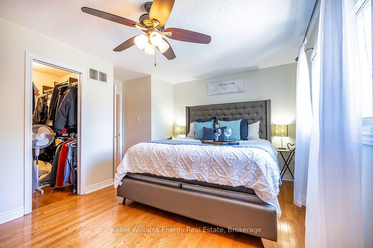 Photo 25 of 329 Challenger Court, Clarington, Newcastle — HOMEH