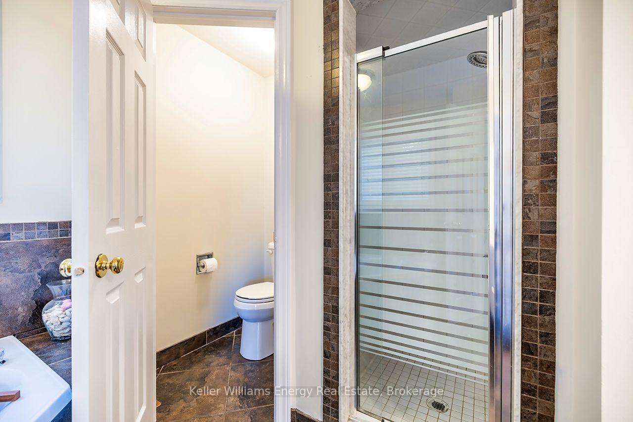 Photo 27 of 329 Challenger Court, Clarington, Newcastle — HOMEH
