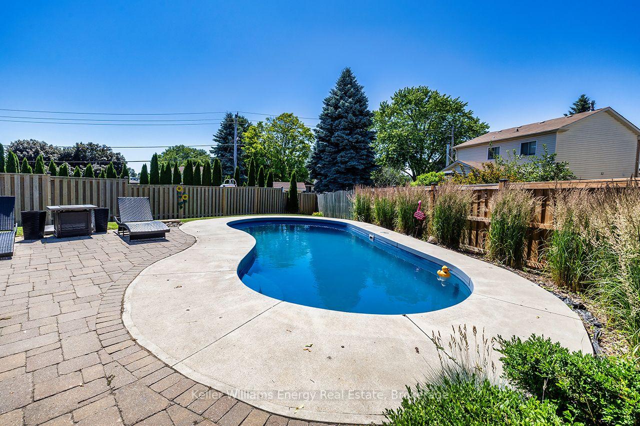 Photo 47 of 329 Challenger Court, Clarington, Newcastle — HOMEH