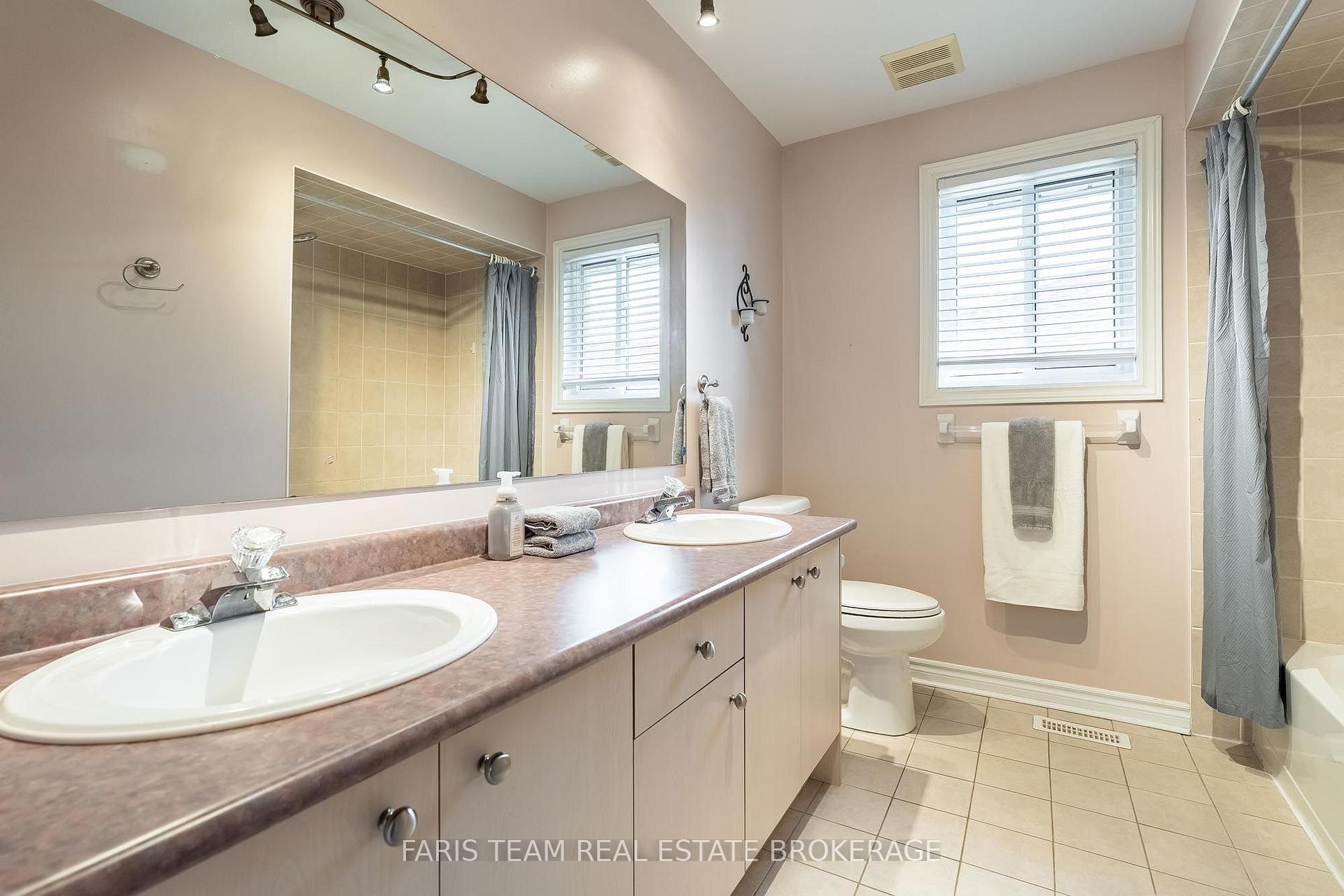 Photo 27 of 114 Ruffet Drive, Barrie, Edgehill Drive — HOMEH