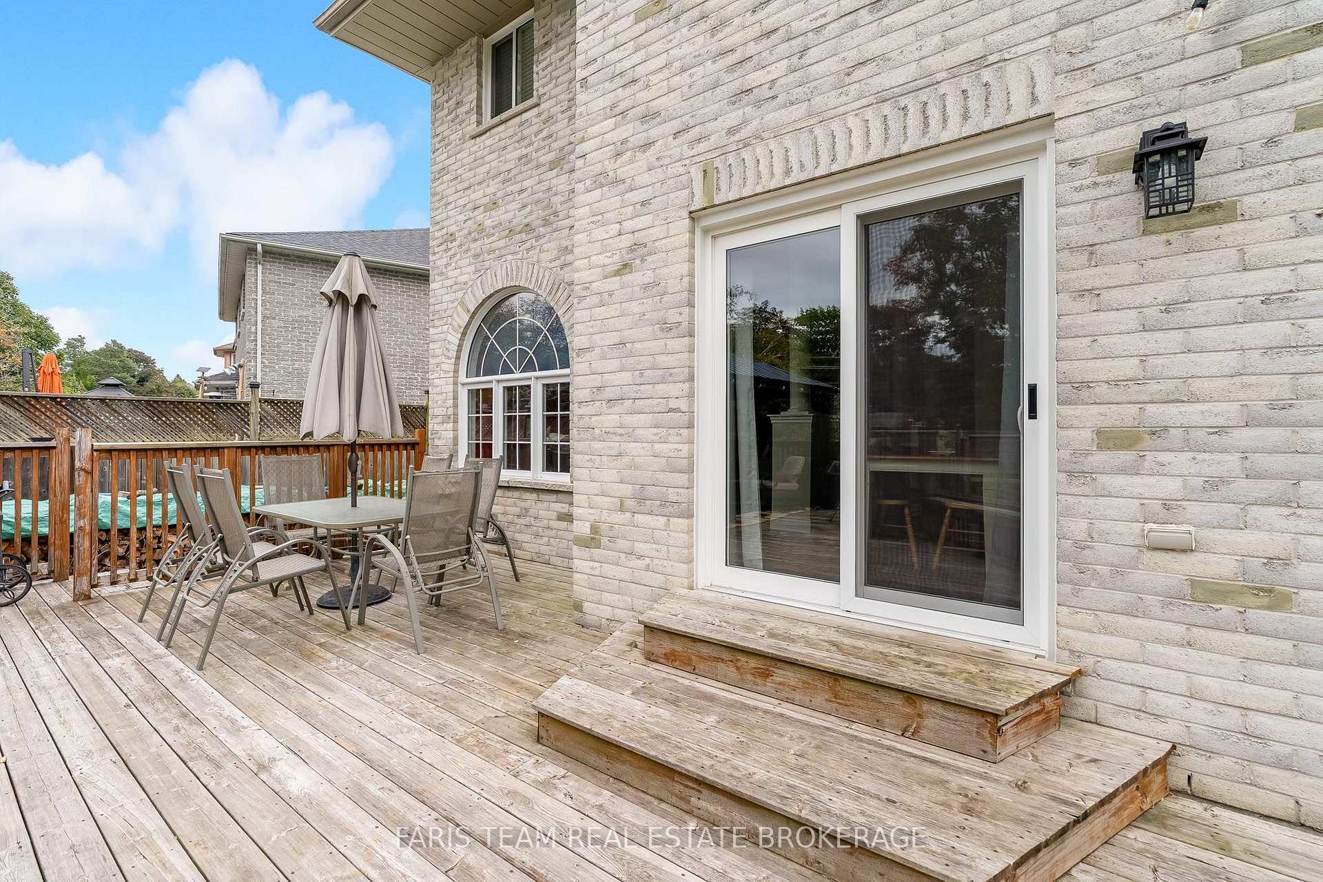 Photo 33 of 114 Ruffet Drive, Barrie, Edgehill Drive — HOMEH