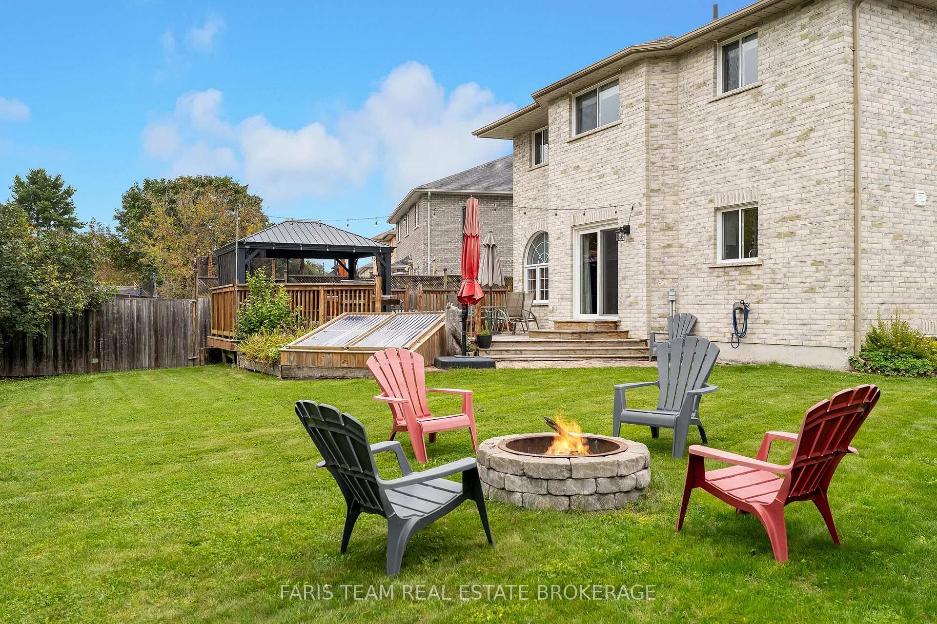 Photo 37 of 114 Ruffet Drive, Barrie, Edgehill Drive — HOMEH