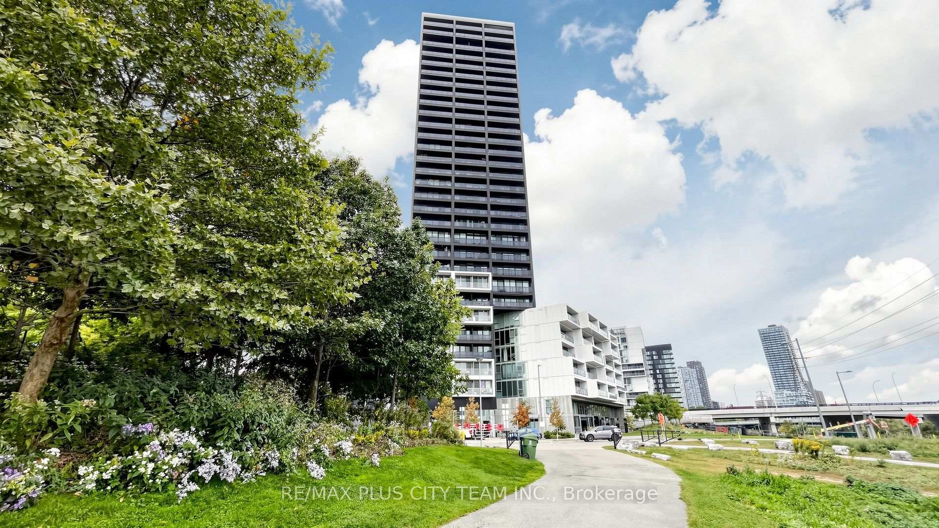 Photo 39 of Unit 301, 170 Bayview Avenue, Toronto, Moss Park — HOMEH