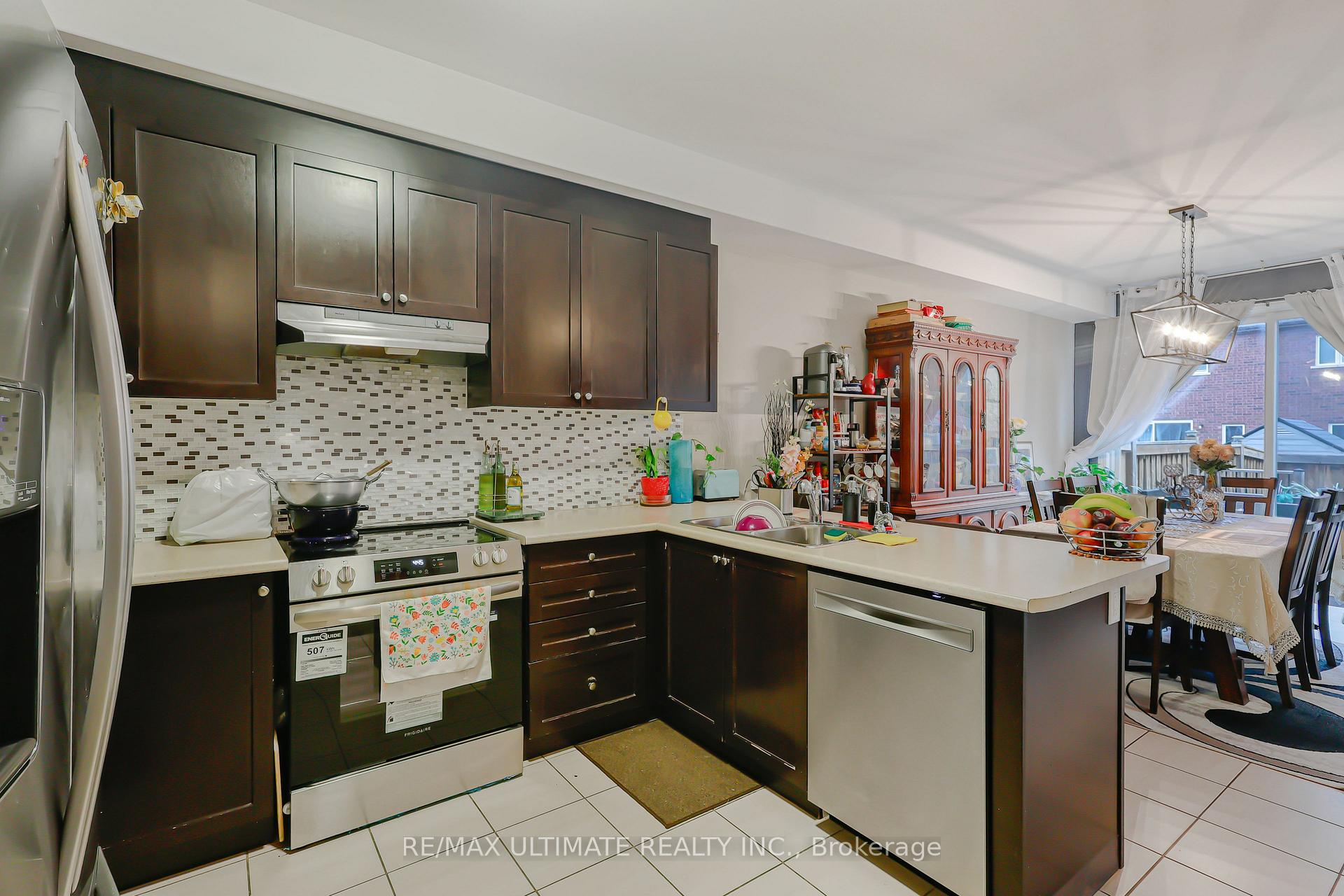 Photo 13 of Unit Upper, 42 Walker Boulevard, New Tecumseth, Alliston — HOMEH