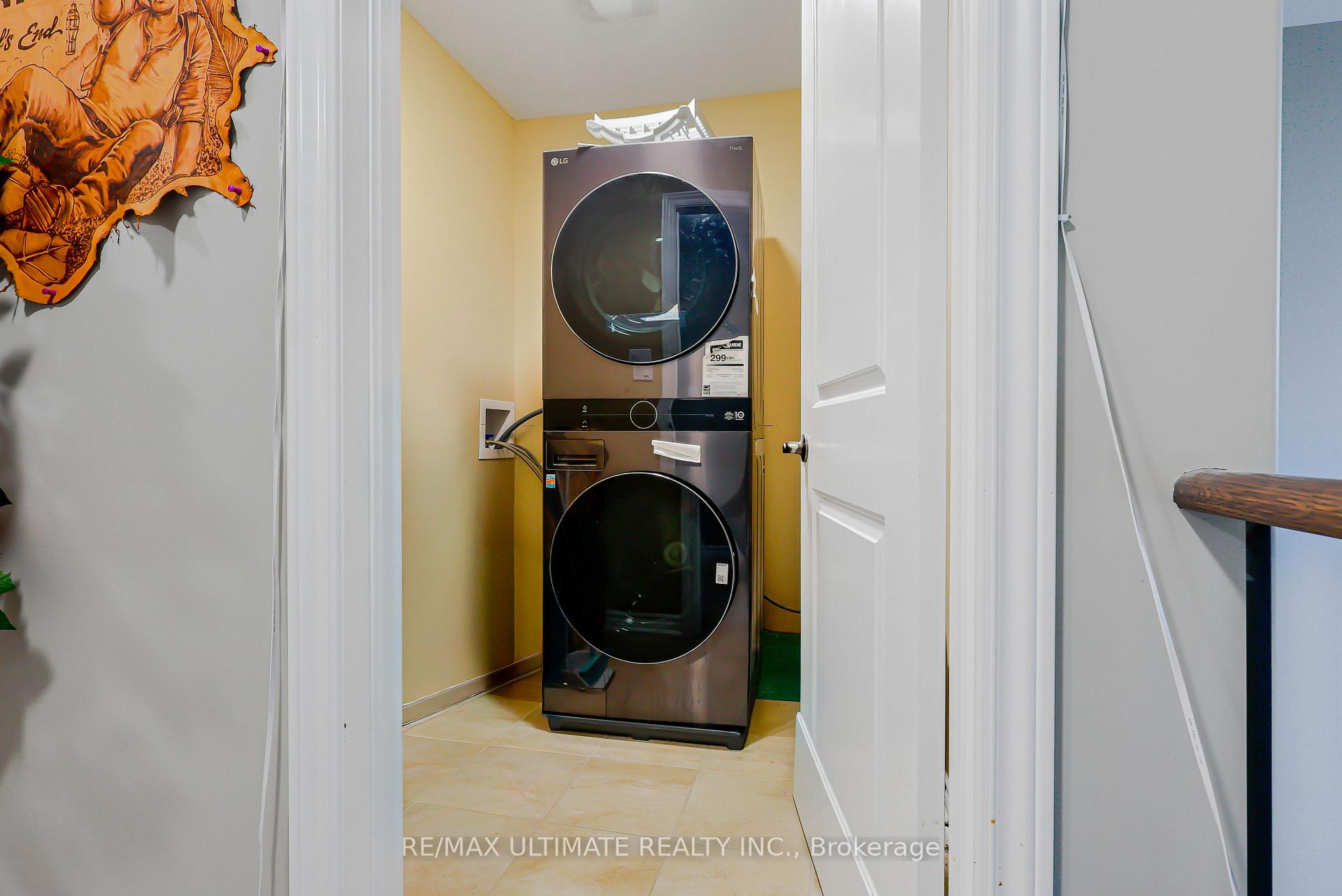 Photo 14 of Unit Upper, 42 Walker Boulevard, New Tecumseth, Alliston — HOMEH