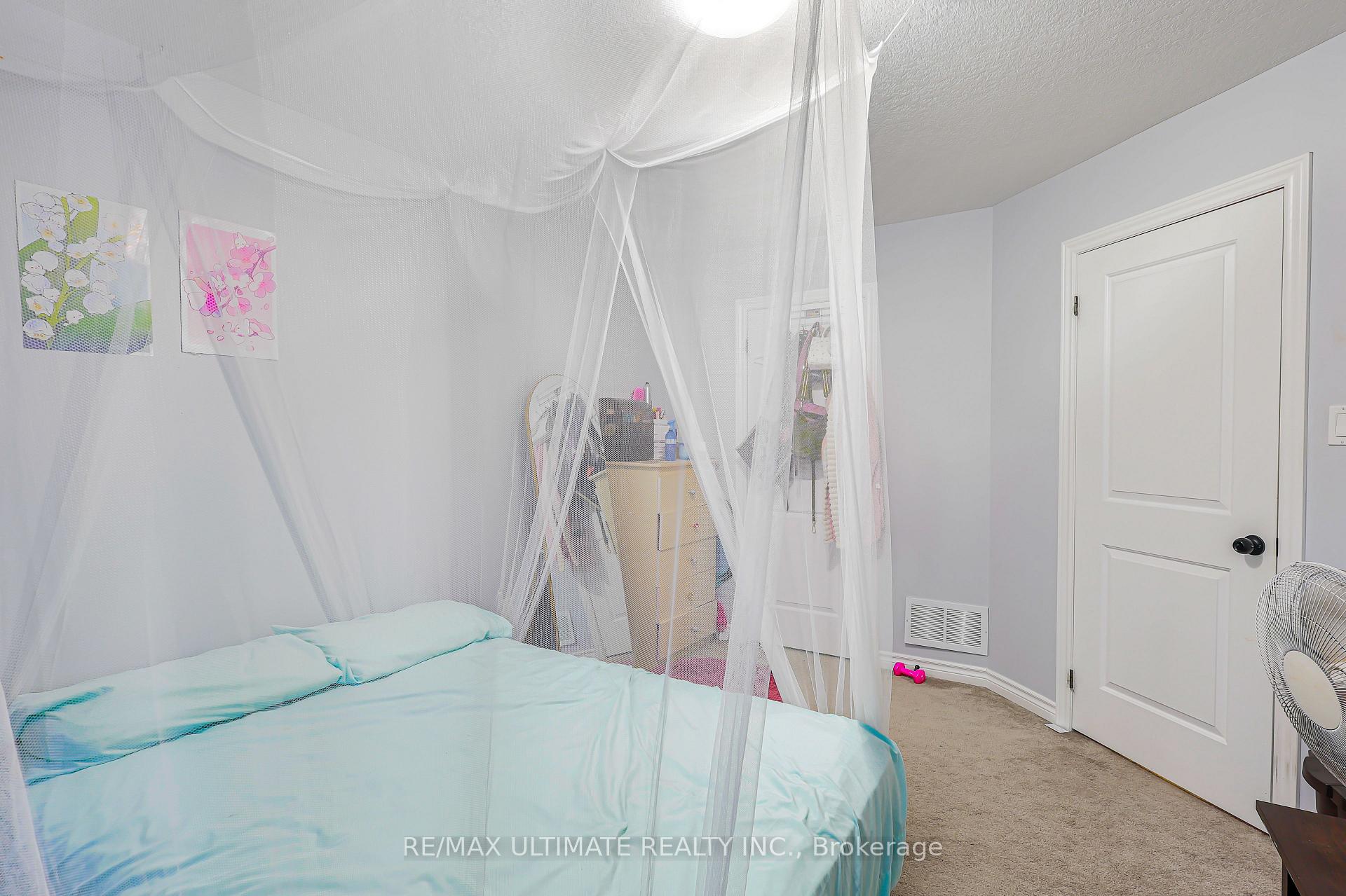 Photo 26 of Unit Upper, 42 Walker Boulevard, New Tecumseth, Alliston — HOMEH