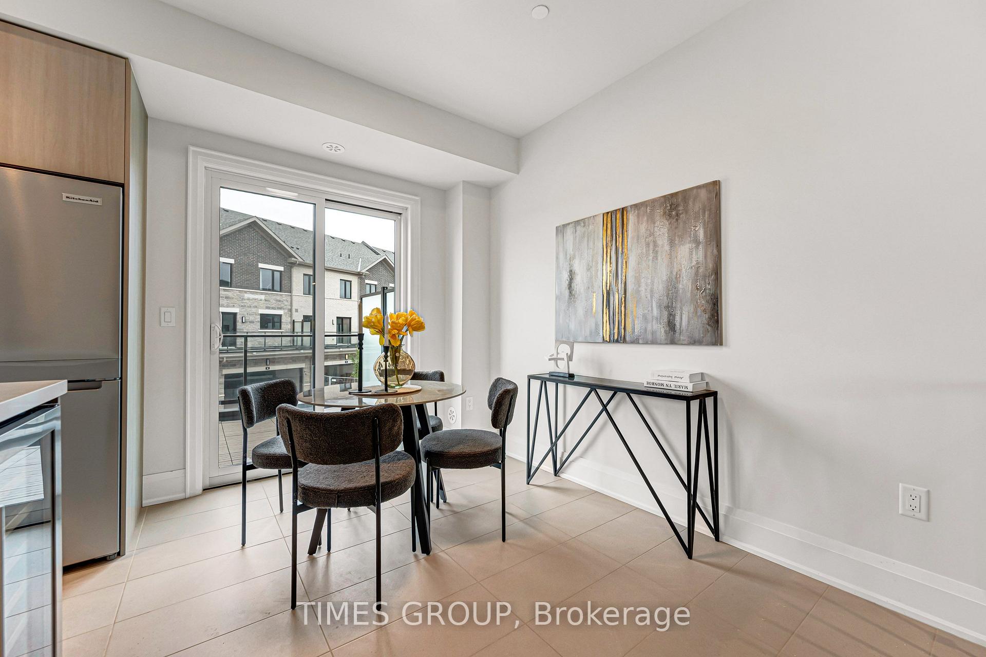 Photo 12 of 126 Grimsby Lane, Richmond Hill, Rural Richmond Hill — HOMEH