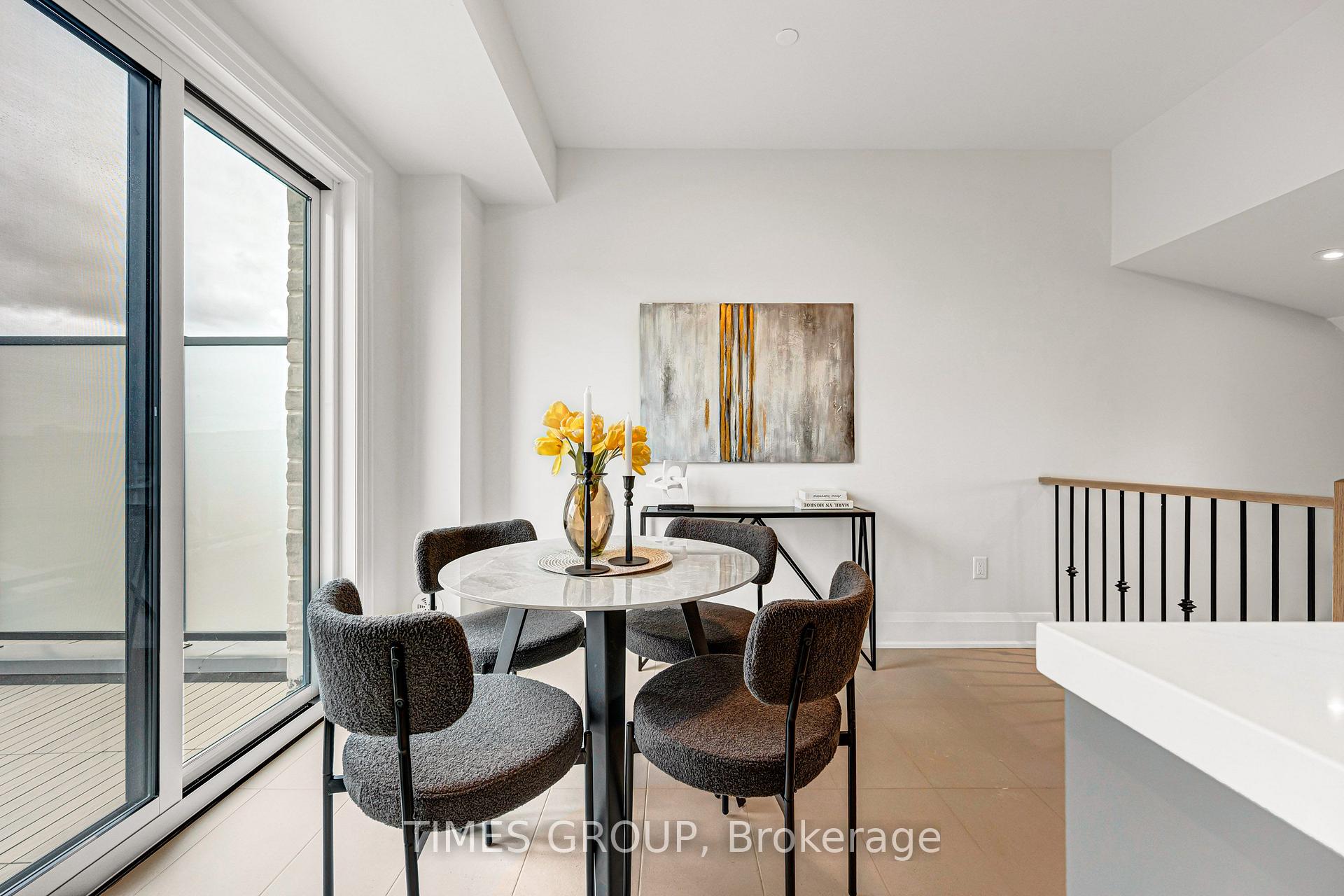 Photo 13 of 126 Grimsby Lane, Richmond Hill, Rural Richmond Hill — HOMEH