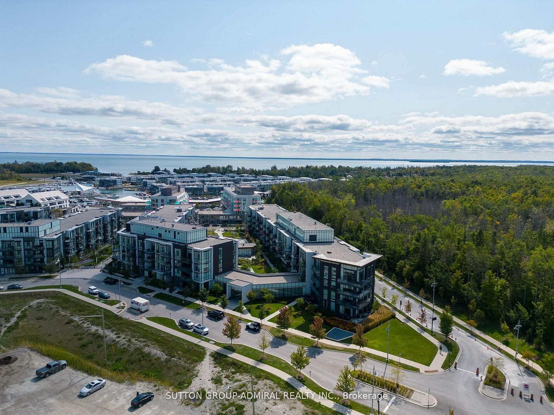 Photo 3 of Unit 431, 415 Sea Ray Avenue, Innisfil, Rural Innisfil — HOMEH