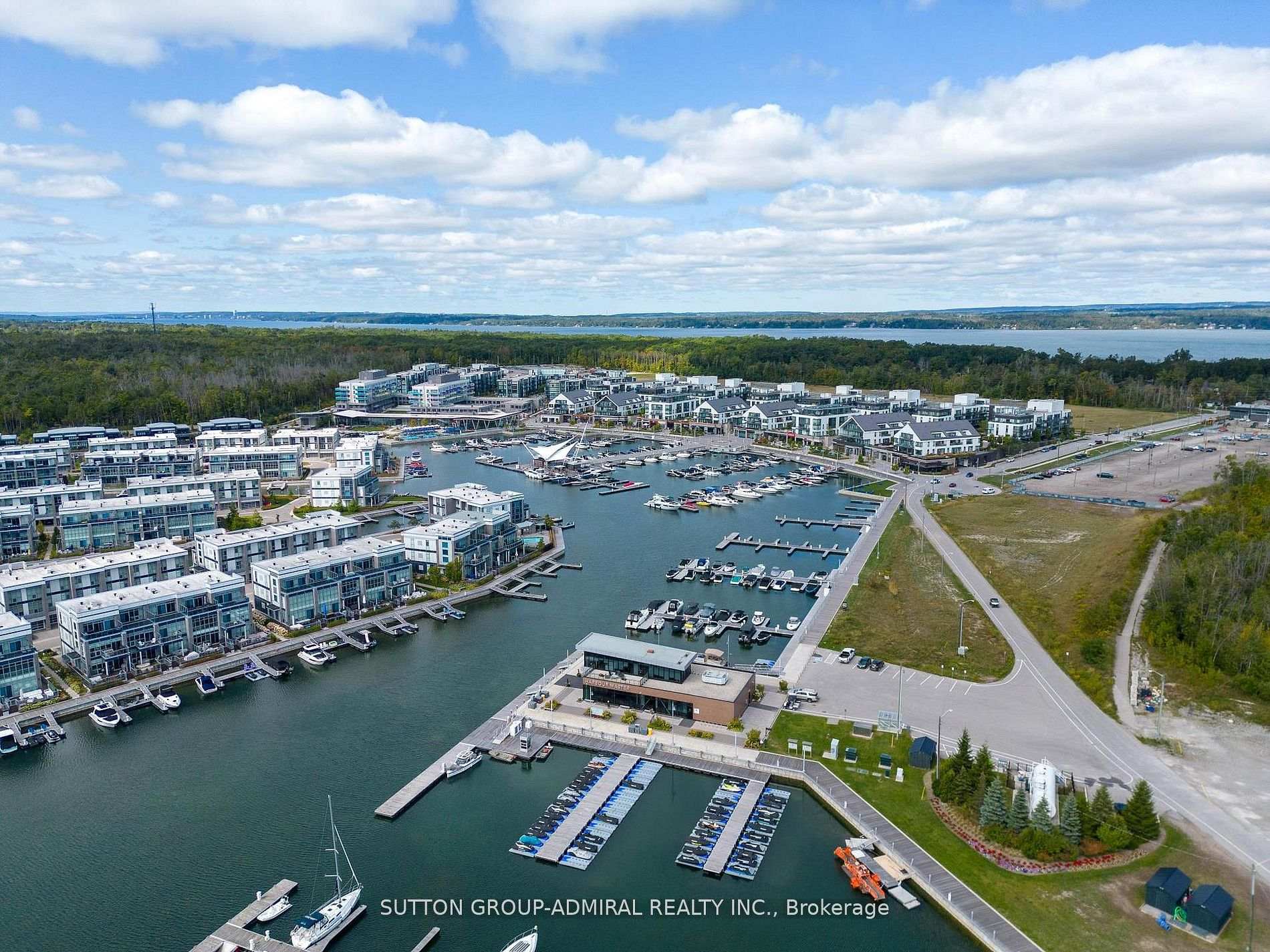 Photo 31 of Unit 431, 415 Sea Ray Avenue, Innisfil, Rural Innisfil — HOMEH