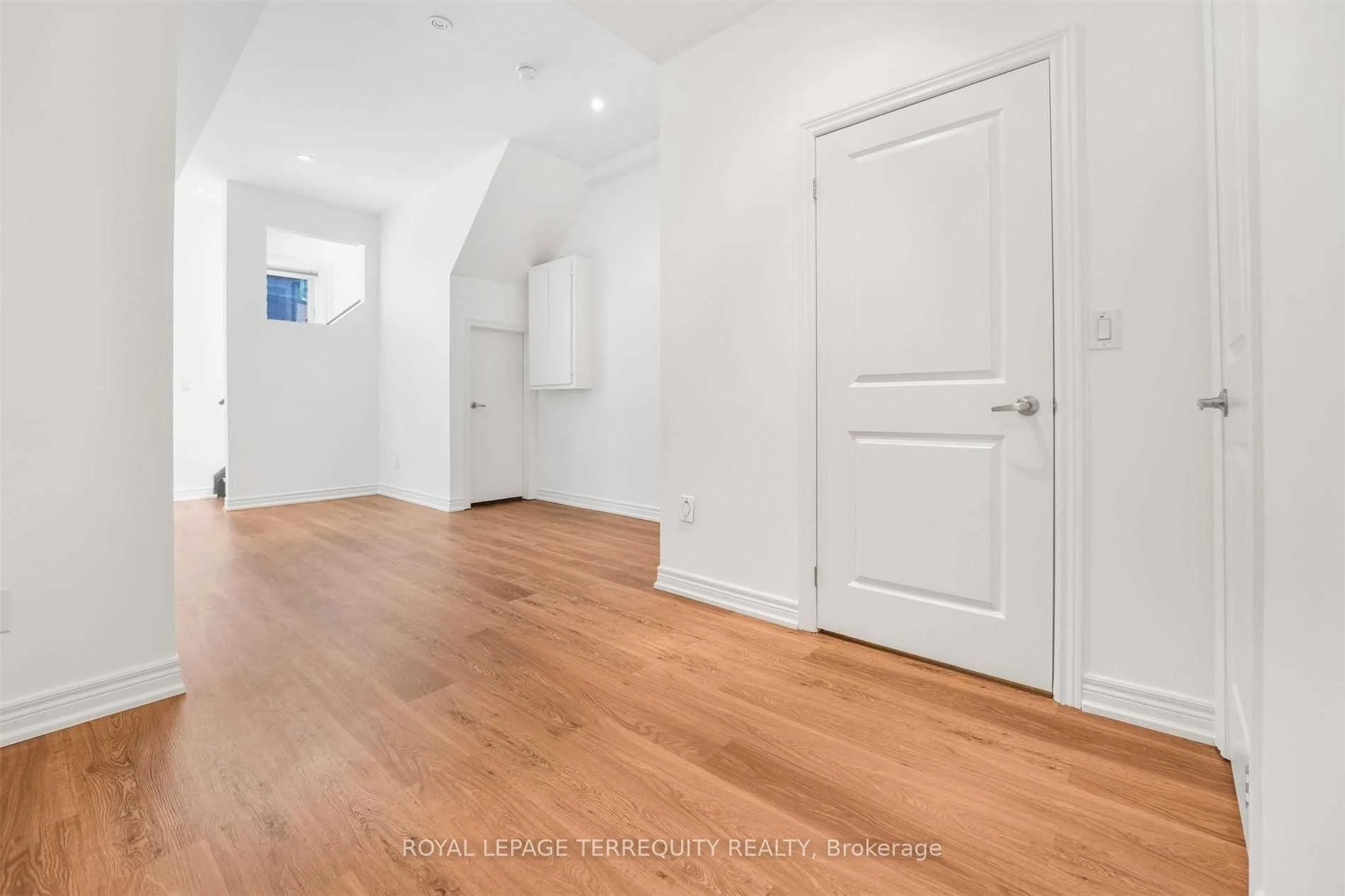 Photo 91 of Unit #2, 200 Annette Street, Toronto, Junction Area — HOMEH