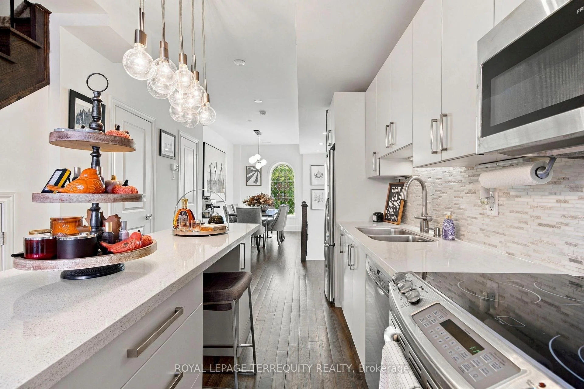 Photo 39 of Unit #2, 200 Annette Street, Toronto, Junction Area — HOMEH