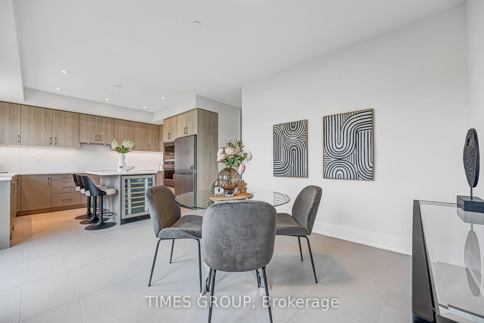Photo 15 of 52 Grimsby Lane, Richmond Hill, Rural Richmond Hill — HOMEH