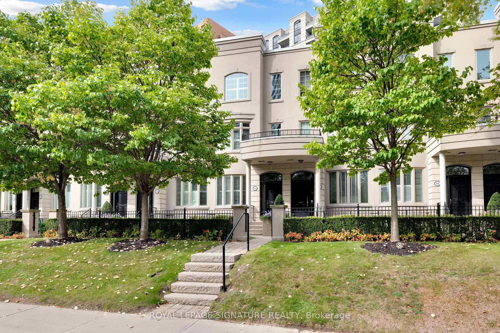 Photo 1 of 104 Pleasant Boulevard, Toronto, Rosedale-Moore Park — HOMEH