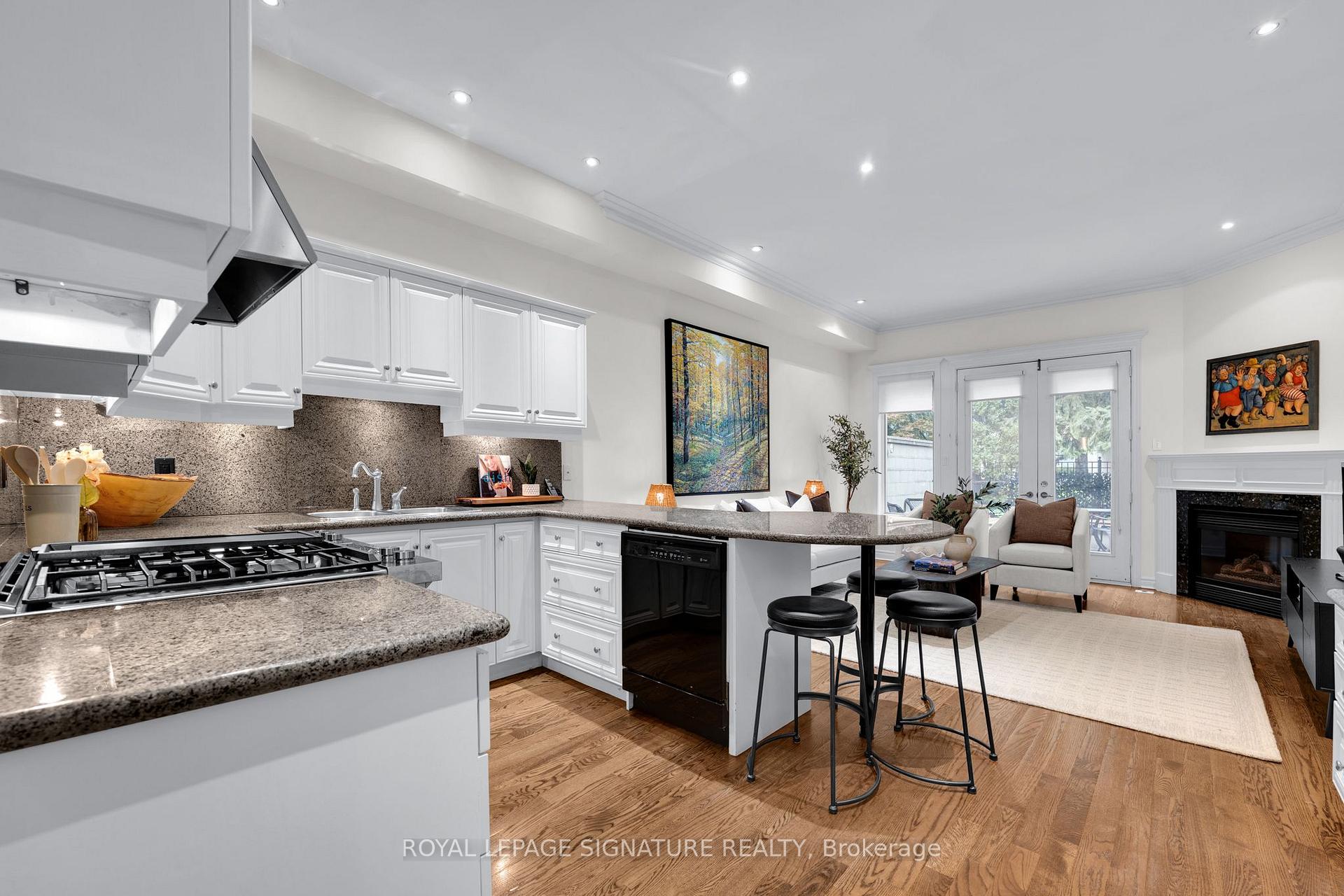 Photo 7 of 104 Pleasant Boulevard, Toronto, Rosedale-Moore Park — HOMEH
