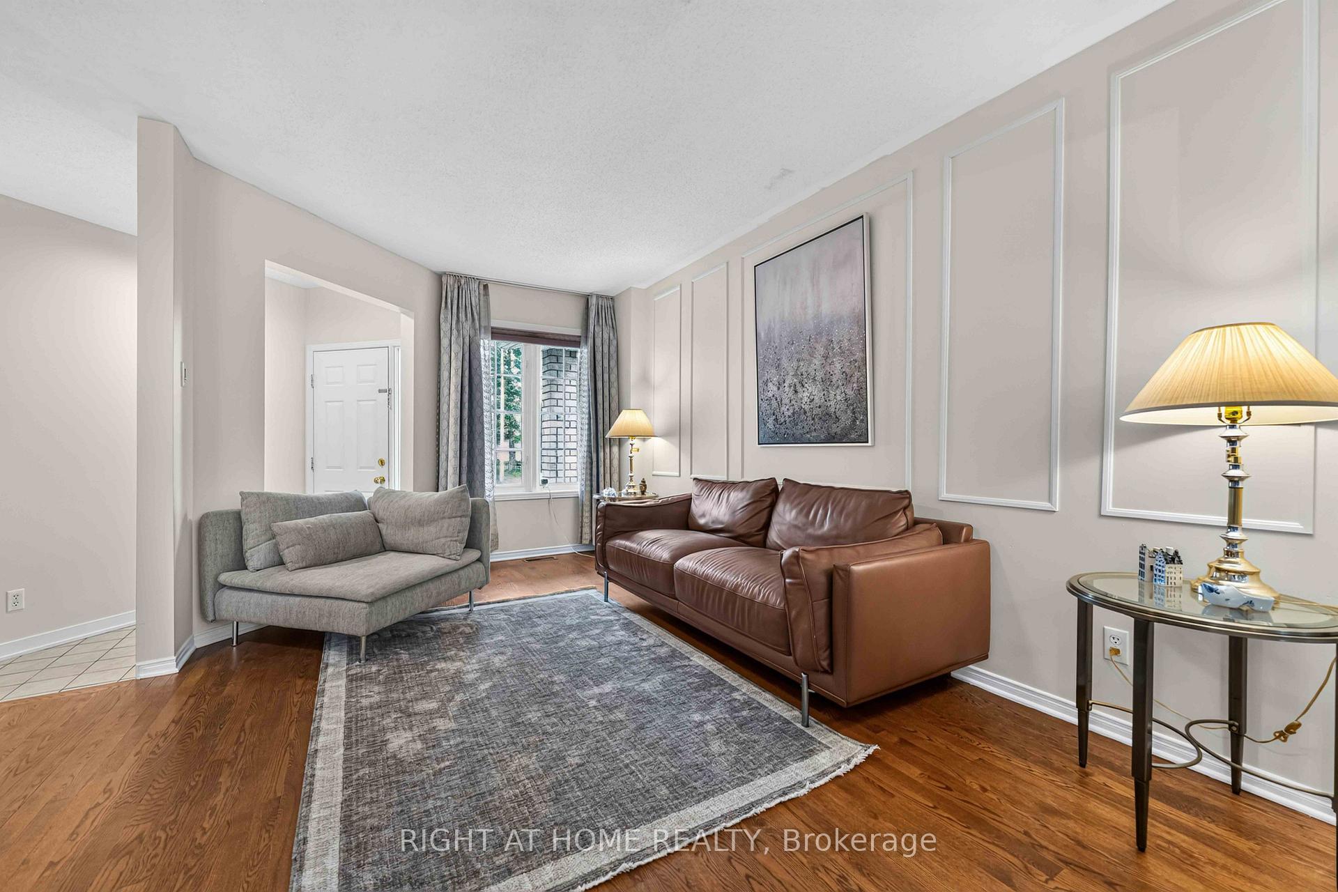 Photo 6 of 1552 Stojko Street, Ottawa, Fallingbrook/Pineridge — HOMEH