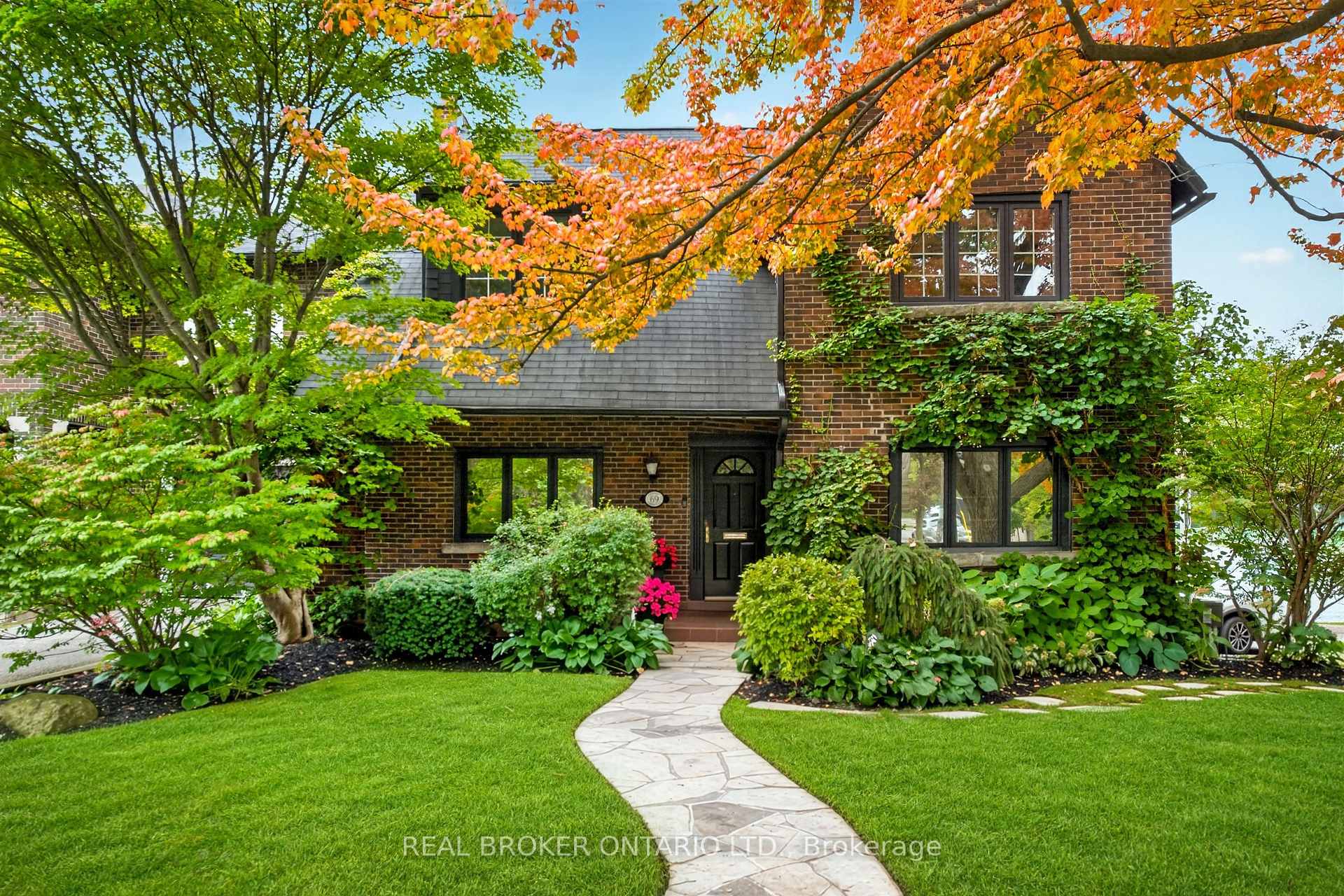 Photo of 69 Chaplin Crescent
