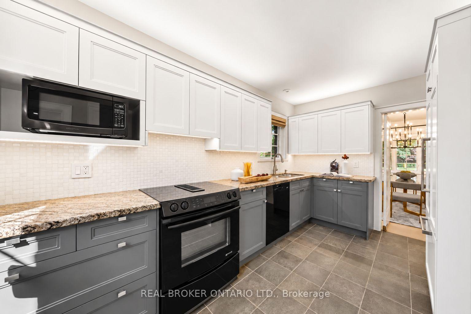 Photo 19 of 69 Chaplin Crescent, Toronto, Yonge-Eglinton — HOMEH
