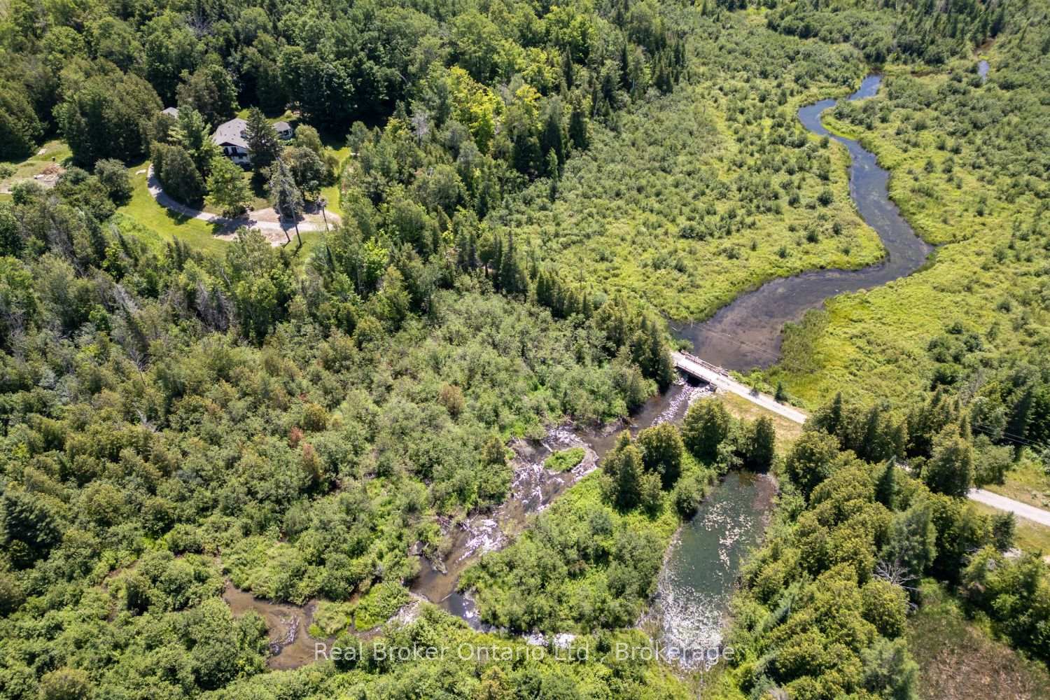 Photo 5 of 982 Porter Road, Kawartha Lakes, Manvers — HOMEH