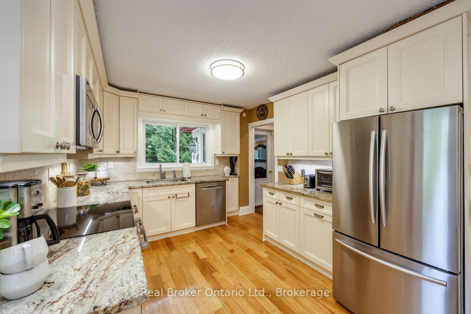 Photo 12 of 982 Porter Road, Kawartha Lakes, Manvers — HOMEH