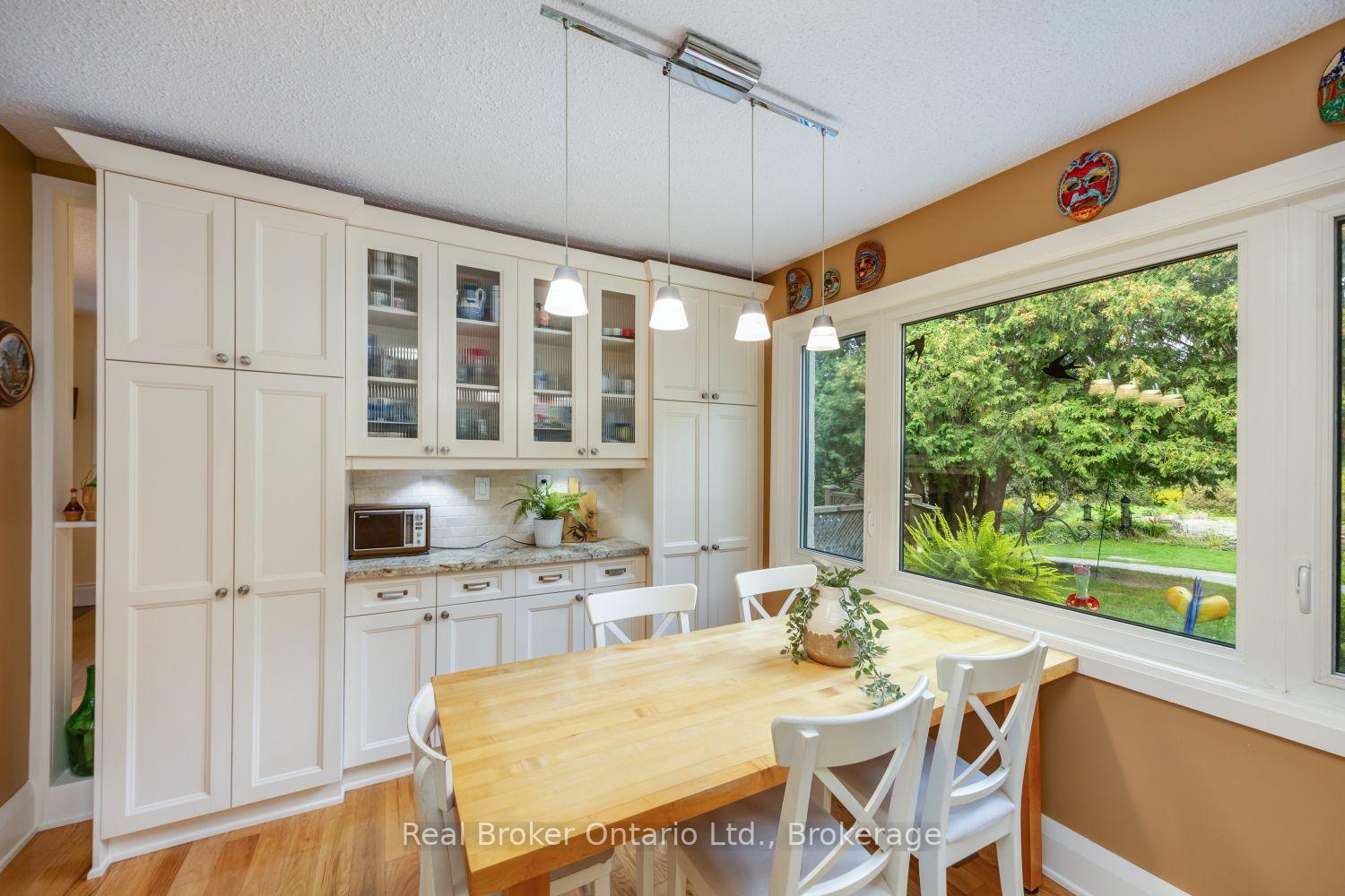 Photo 14 of 982 Porter Road, Kawartha Lakes, Manvers — HOMEH