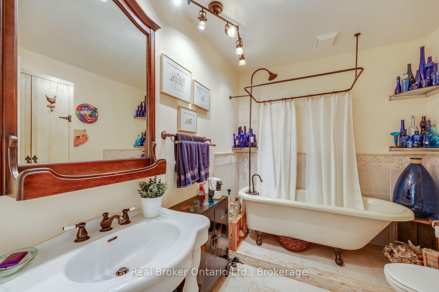 Photo 32 of 982 Porter Road, Kawartha Lakes, Manvers — HOMEH