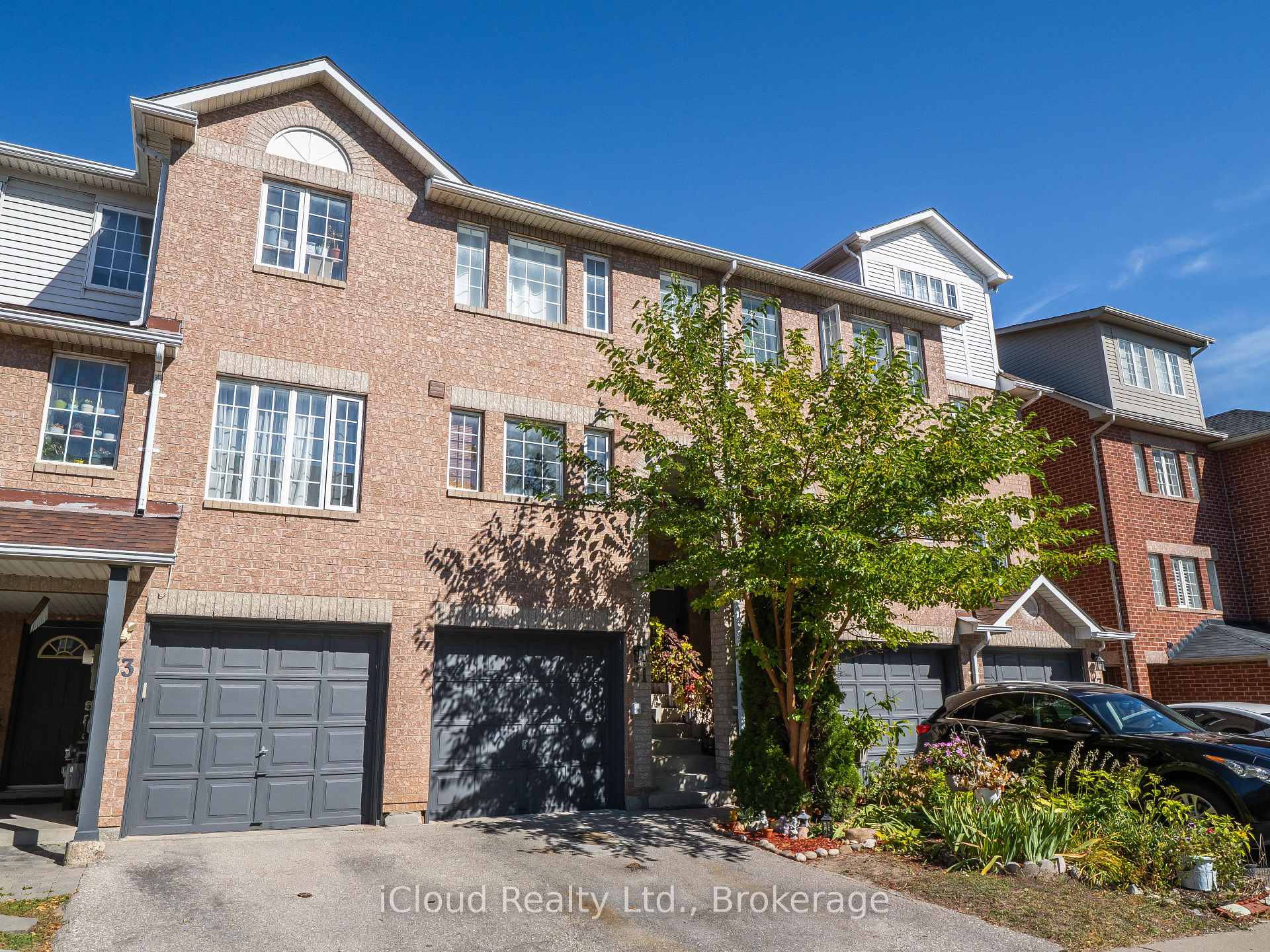 Photo of 51 Spadina Road