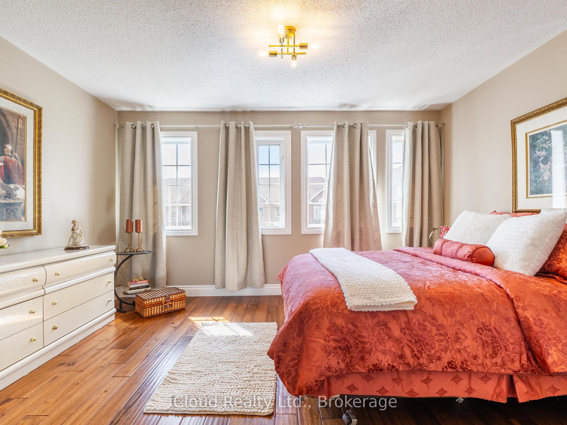 Photo 20 of 51 Spadina Road, Brampton, Bram West — HOMEH