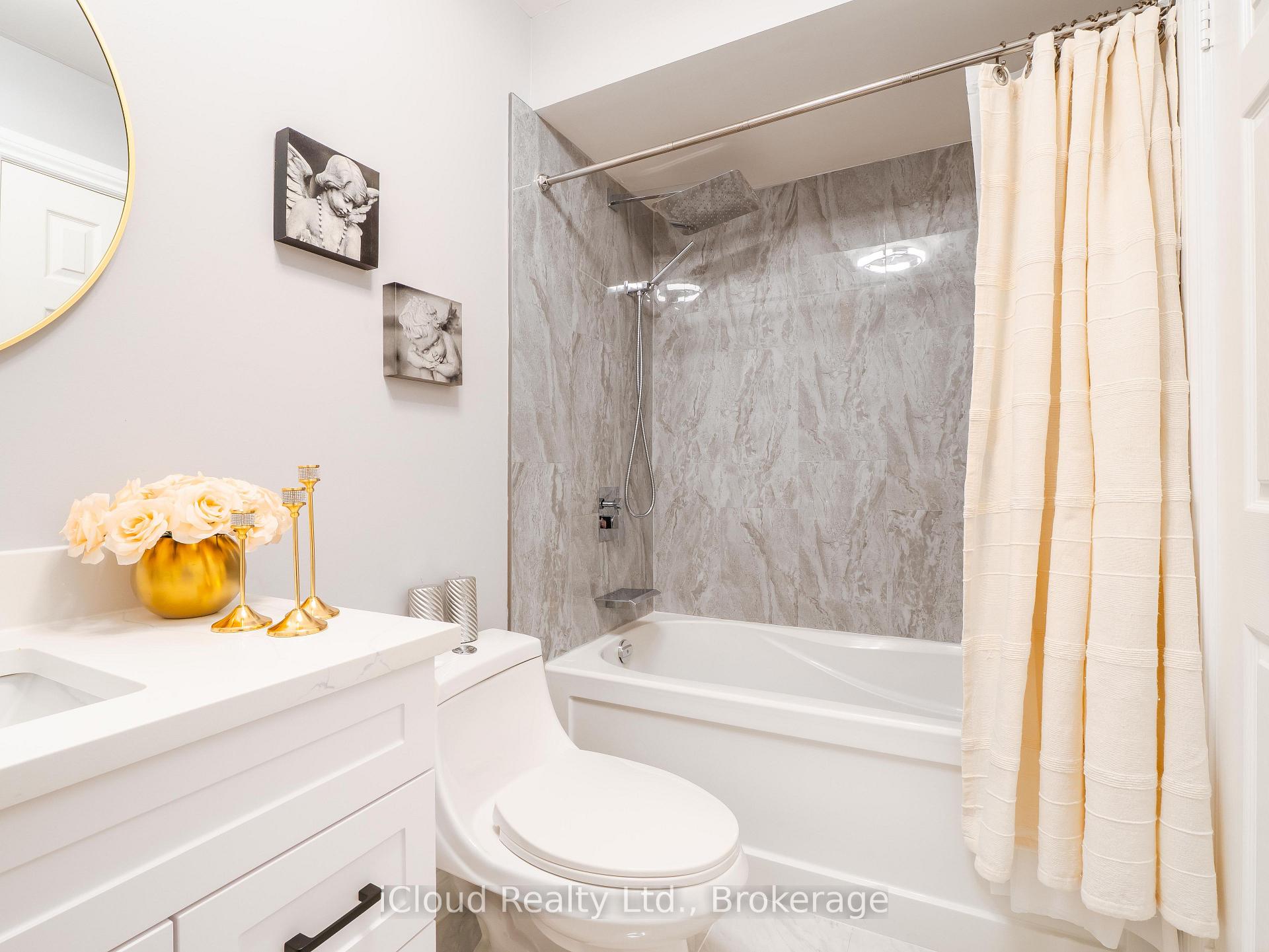 Photo 25 of 51 Spadina Road, Brampton, Bram West — HOMEH