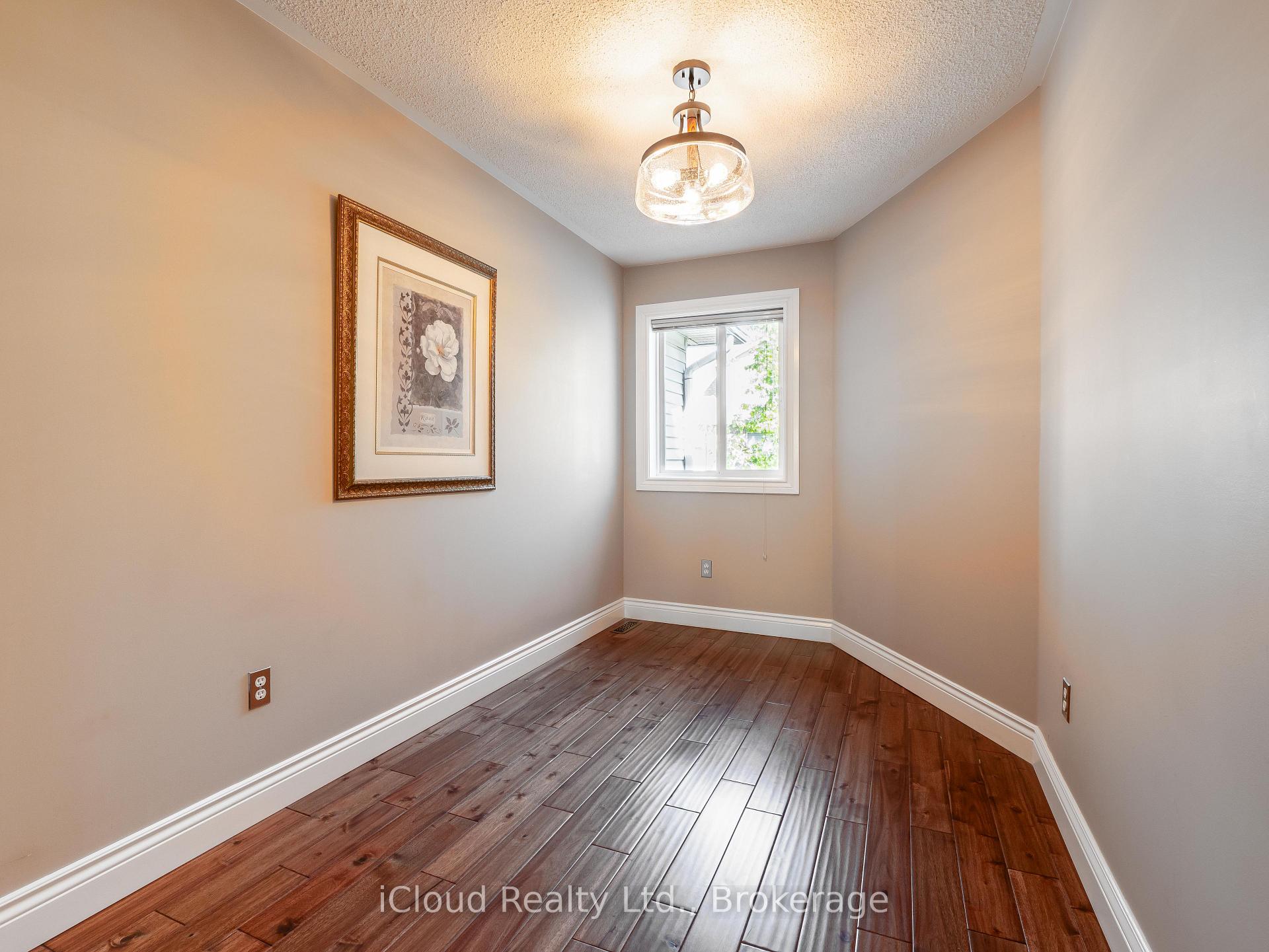 Photo 29 of 51 Spadina Road, Brampton, Bram West — HOMEH