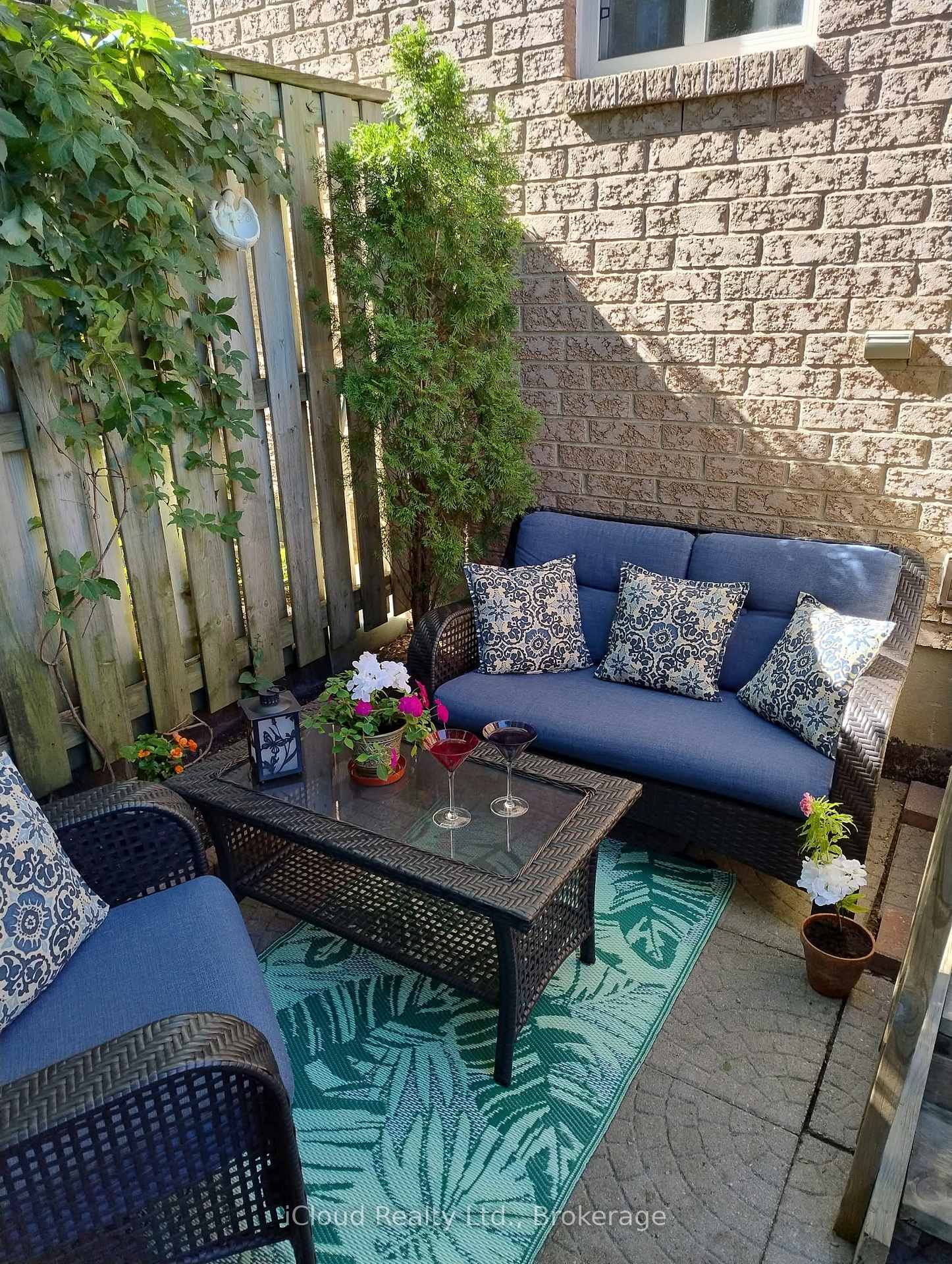 Photo 44 of 51 Spadina Road, Brampton, Bram West — HOMEH
